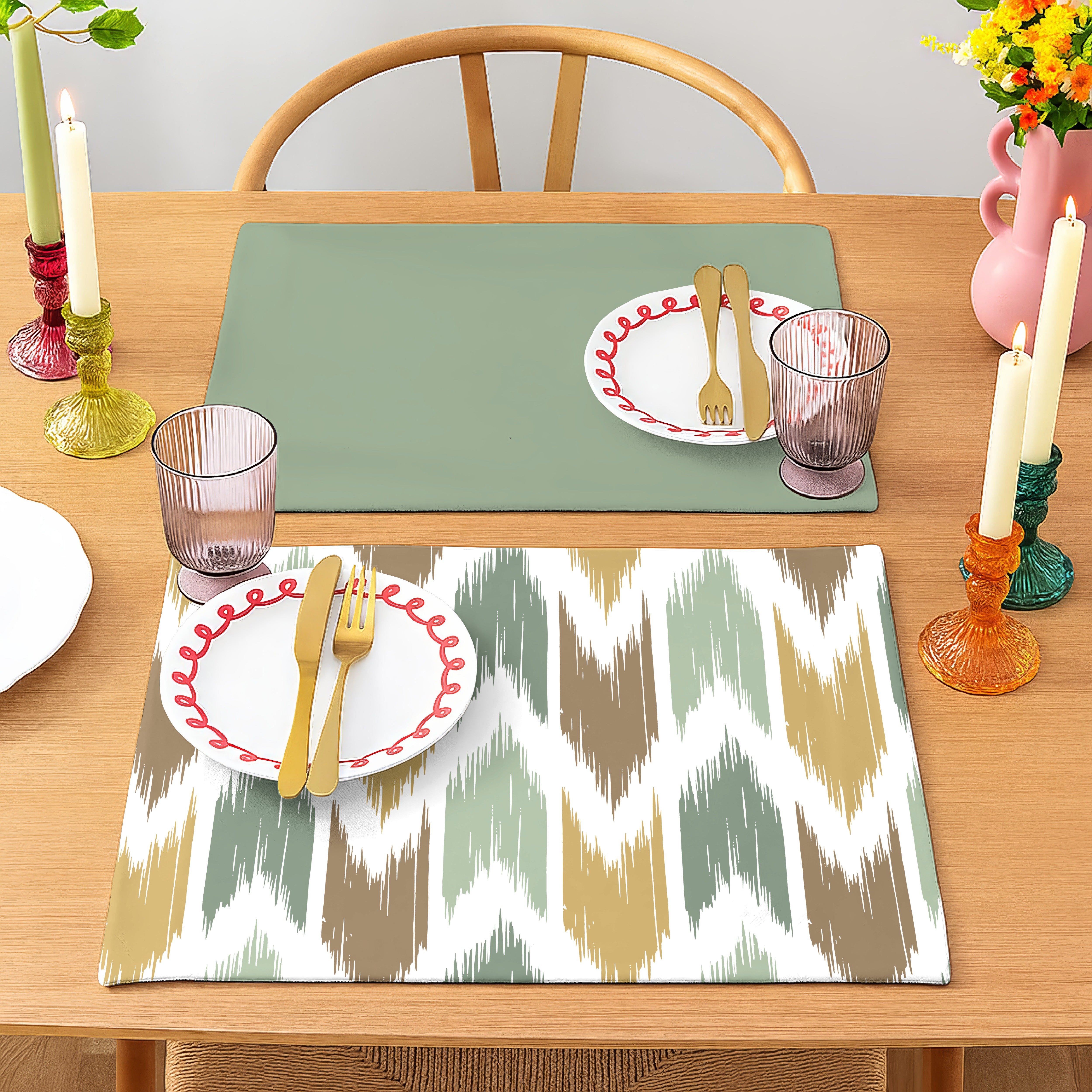 QUINN KHAKI REVERSIBLE PLACEMATS