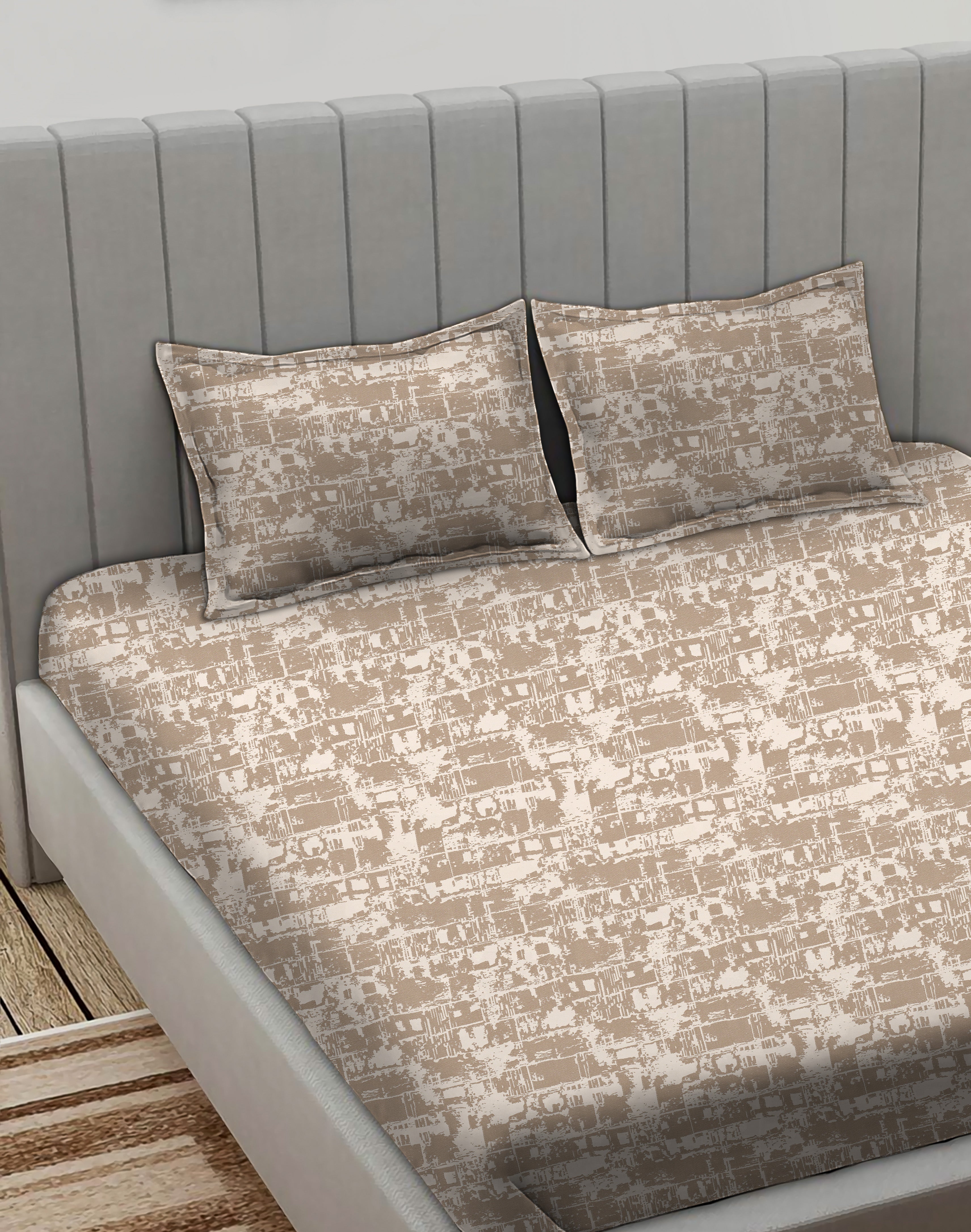 Leo L-Brown Bedcover for Double Bed with 2 Pillow Covers King Size (104" X 90")