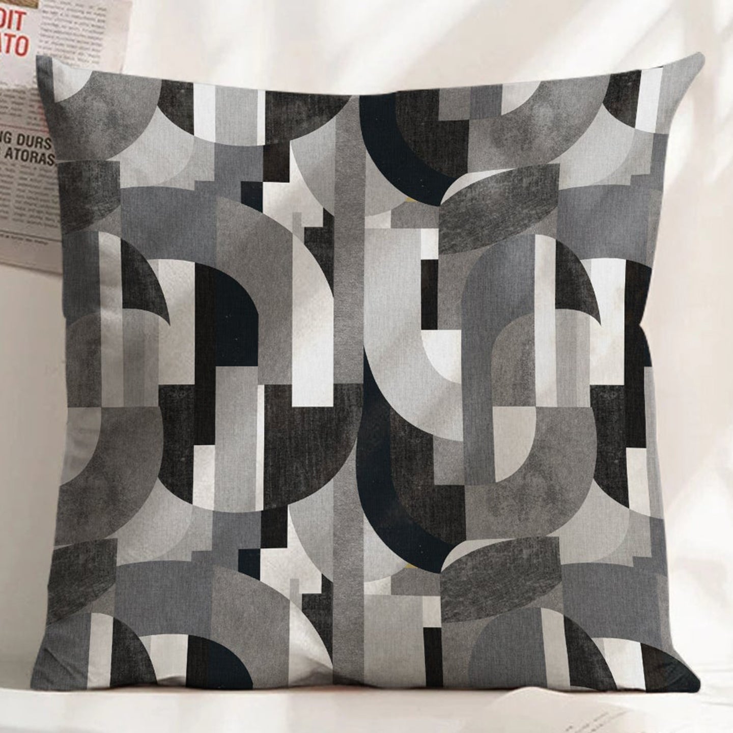 ILLUSION CURVES DIGITAL PRINTED CUSHION COVER BLACK/GREY (Pack of 2)