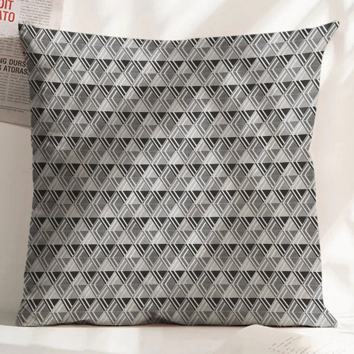 ILLUSION MULTI TRIANGLE DIGITAL PRINTED CUSHION COVER BLACK/GREY (Pack of 2)