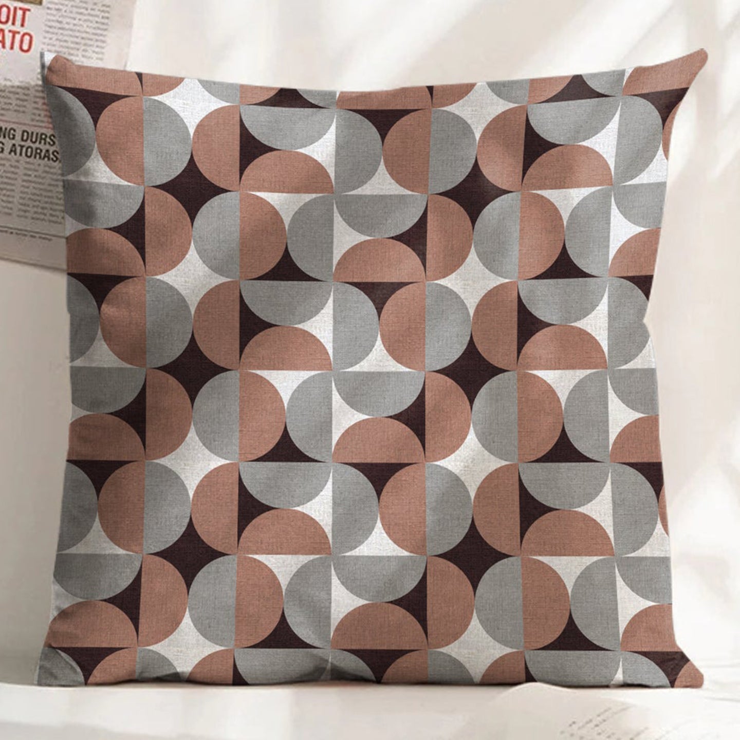 ILLUSION CIRCLE DIGITAL PRINTED CUSHION COVER BROWN/GREY (Pack of 2)