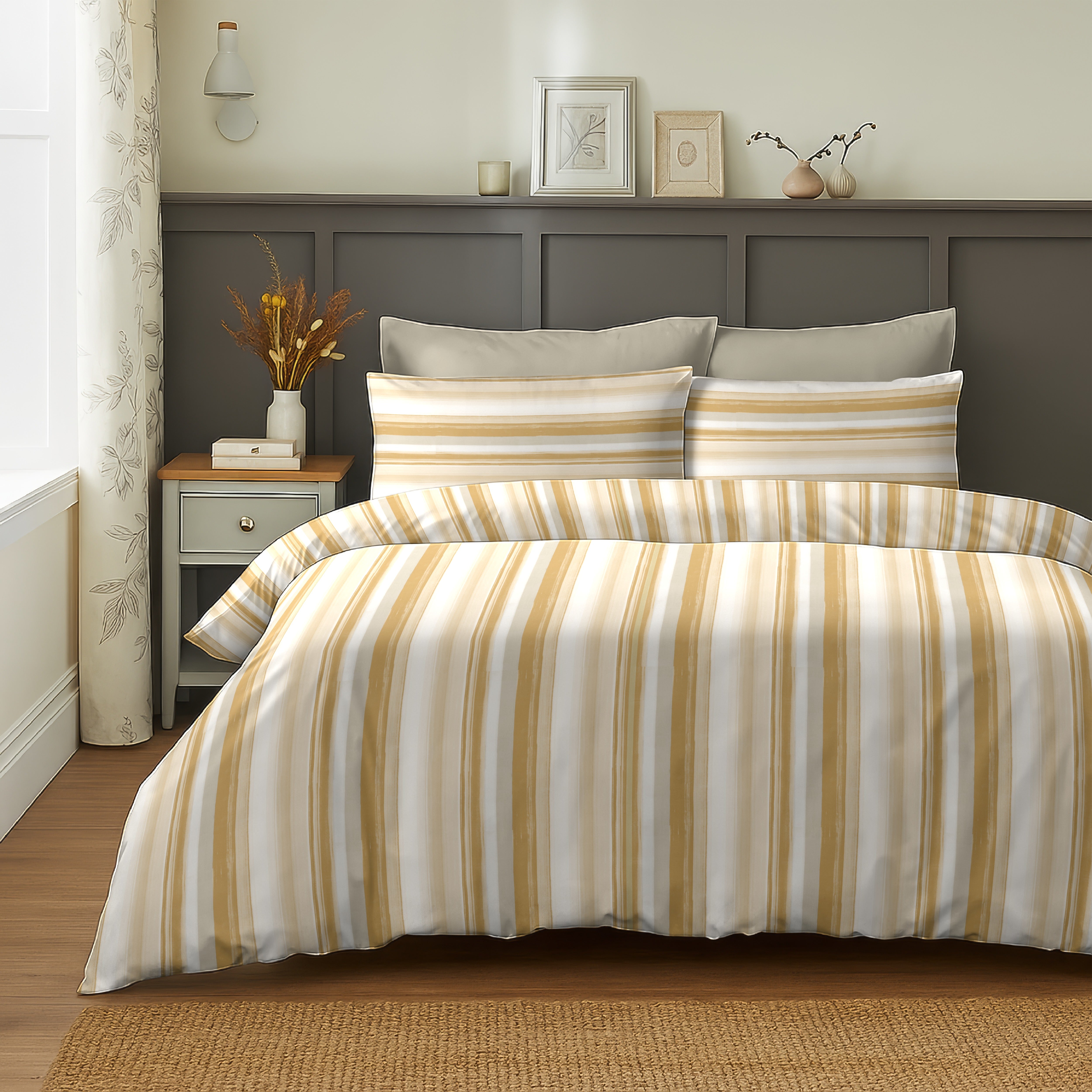 ALVIN STRIPES ORANGE BEDSHEET WITH PILLOWCOVER