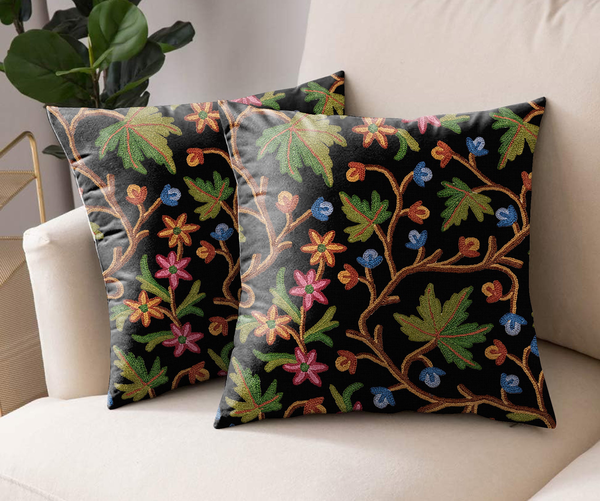 VAROSKI KASHMIRI BLACK DIGITAL PRINTED CUSHION COVER (Pack of 2)