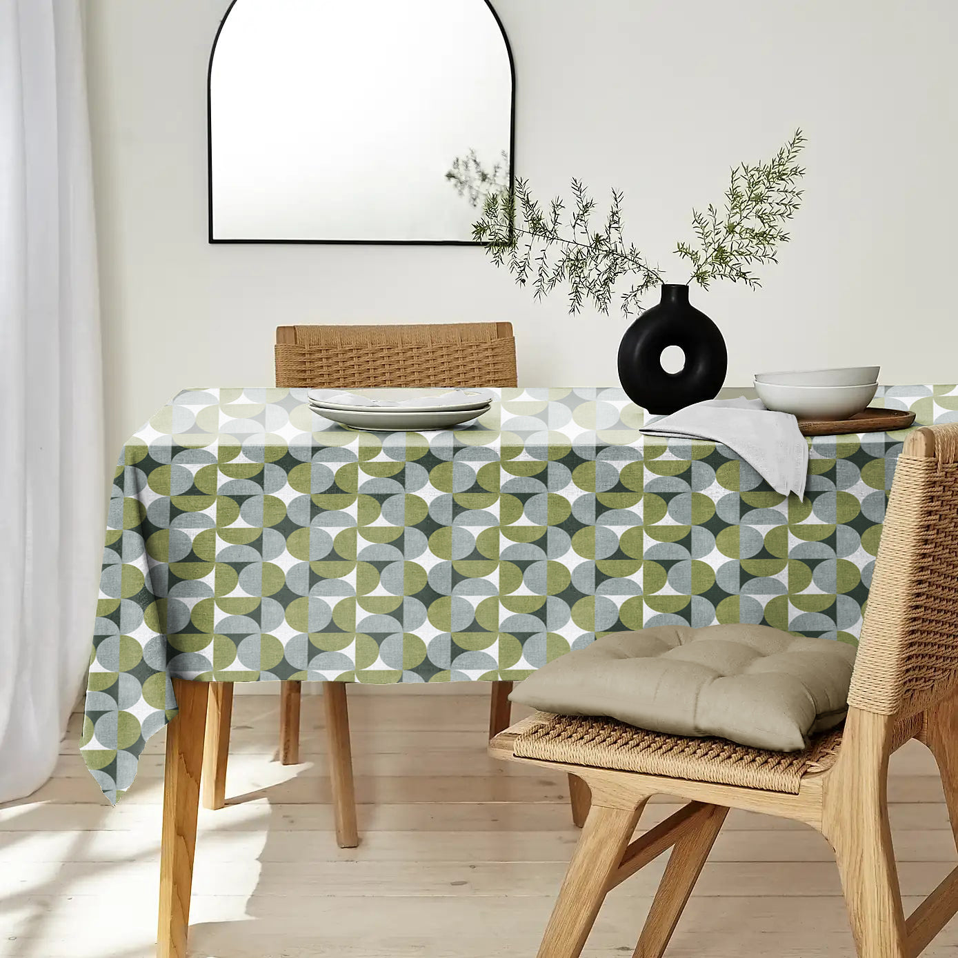ILLUSION CIRCLE 6 SEATER TABLE CLOTH OLIVE/GREY