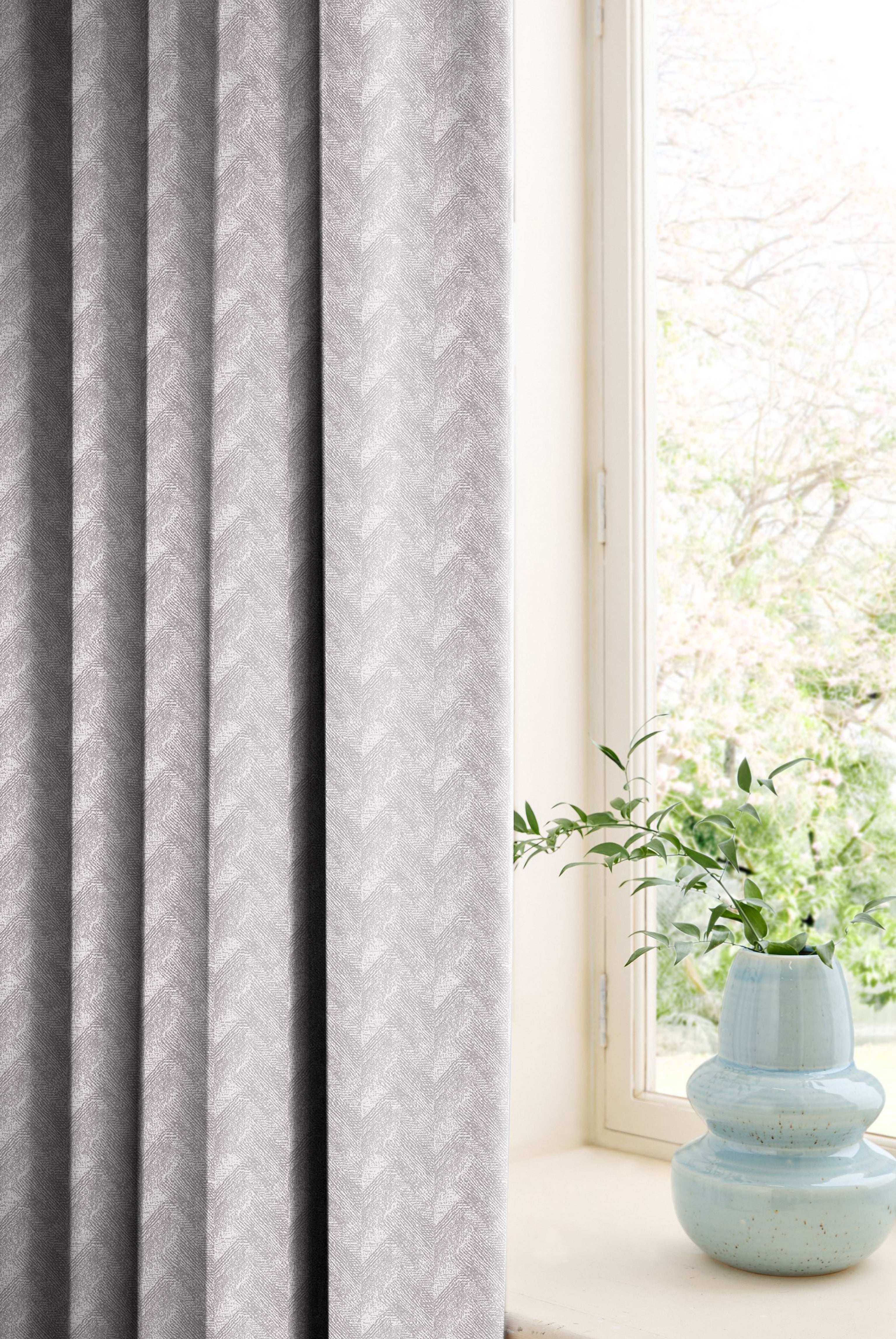 ENSLEY PEWTER PRINTED BLACKOUT CURTAIN