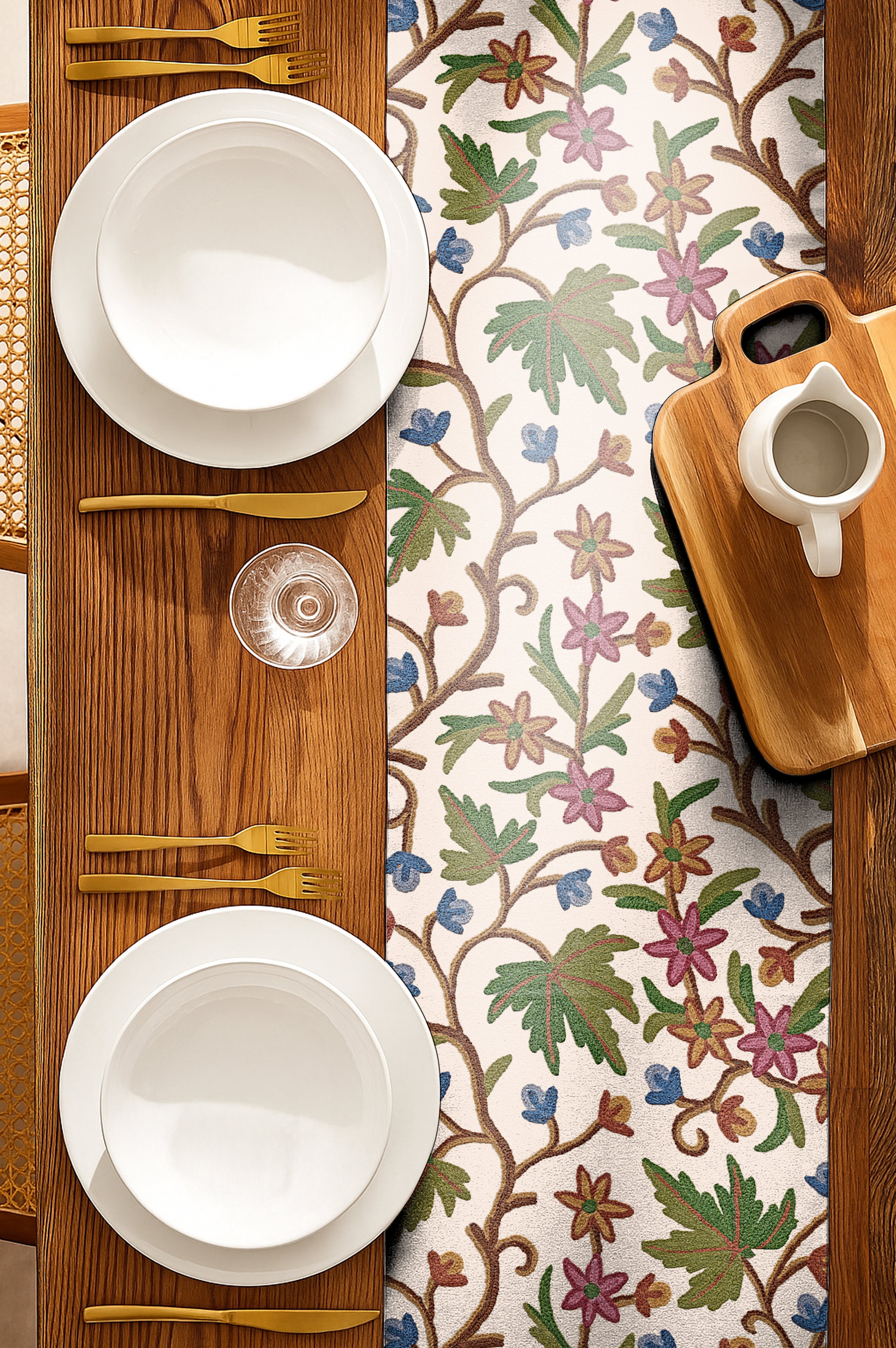 KASHMIRI LEAF GREEN MATTY TABLE RUNNER