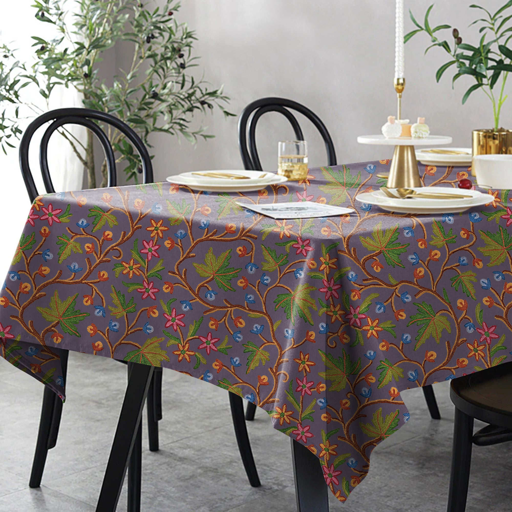VAROSKI KASHMIRI DOLPHIN GREY TABLE CLOTH