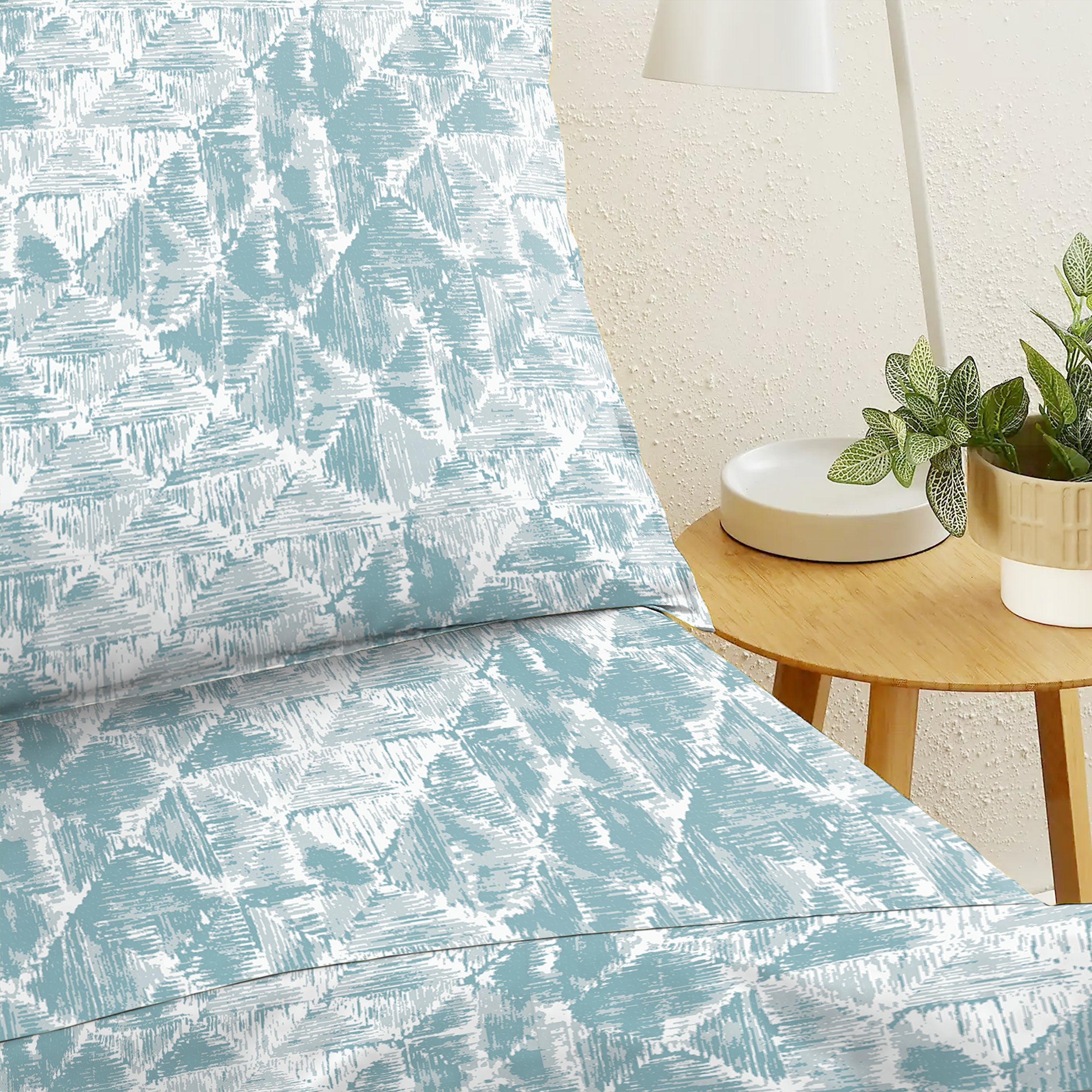 CLARA DUCKEGG BEDSHEET FOR DOUBLE BED WITH 2 PILLOWCOVERS KING SIZE (104" X 90")