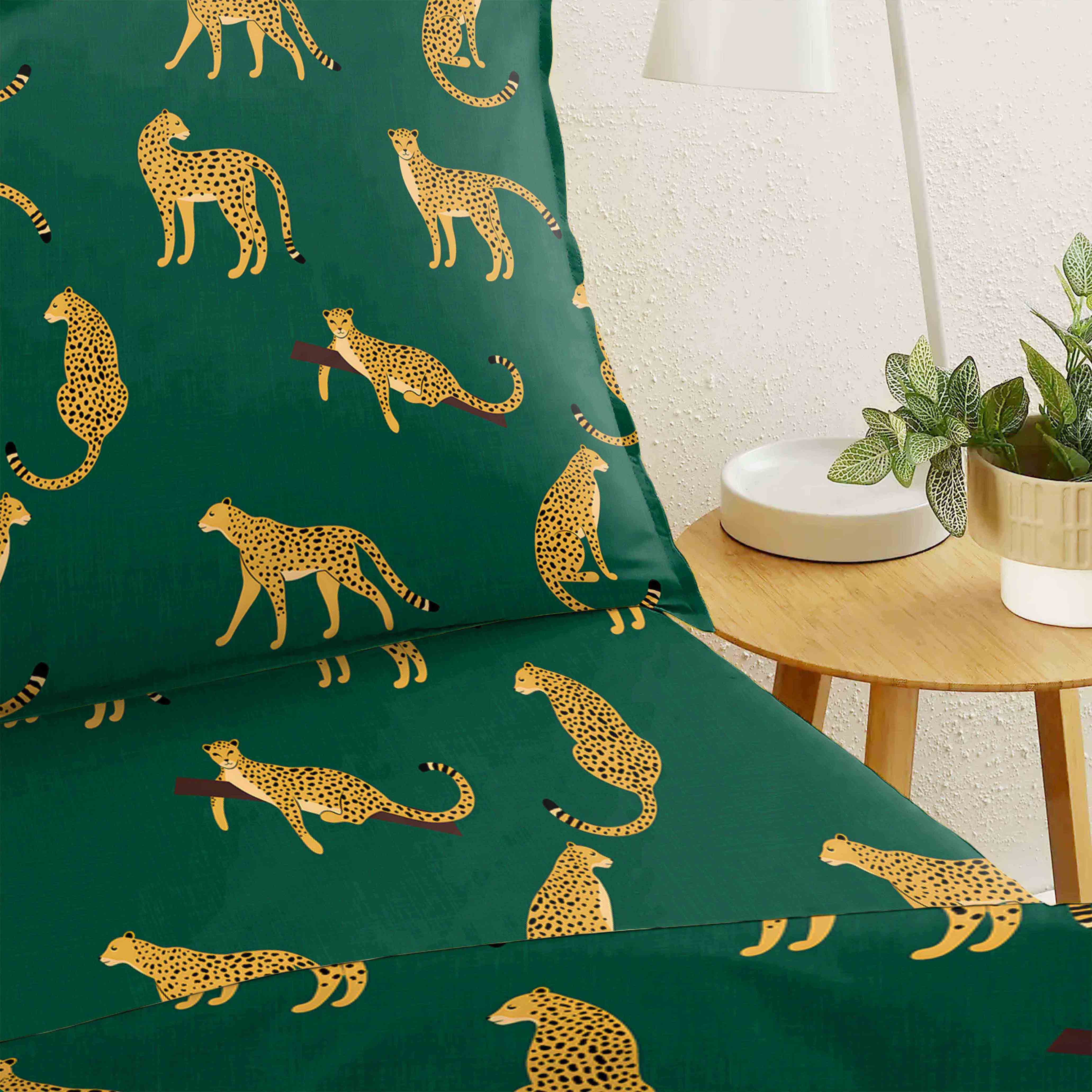 Leopard Evergreen Bedcover for Single Bed with Pillow Covers King Size (60" X 90")