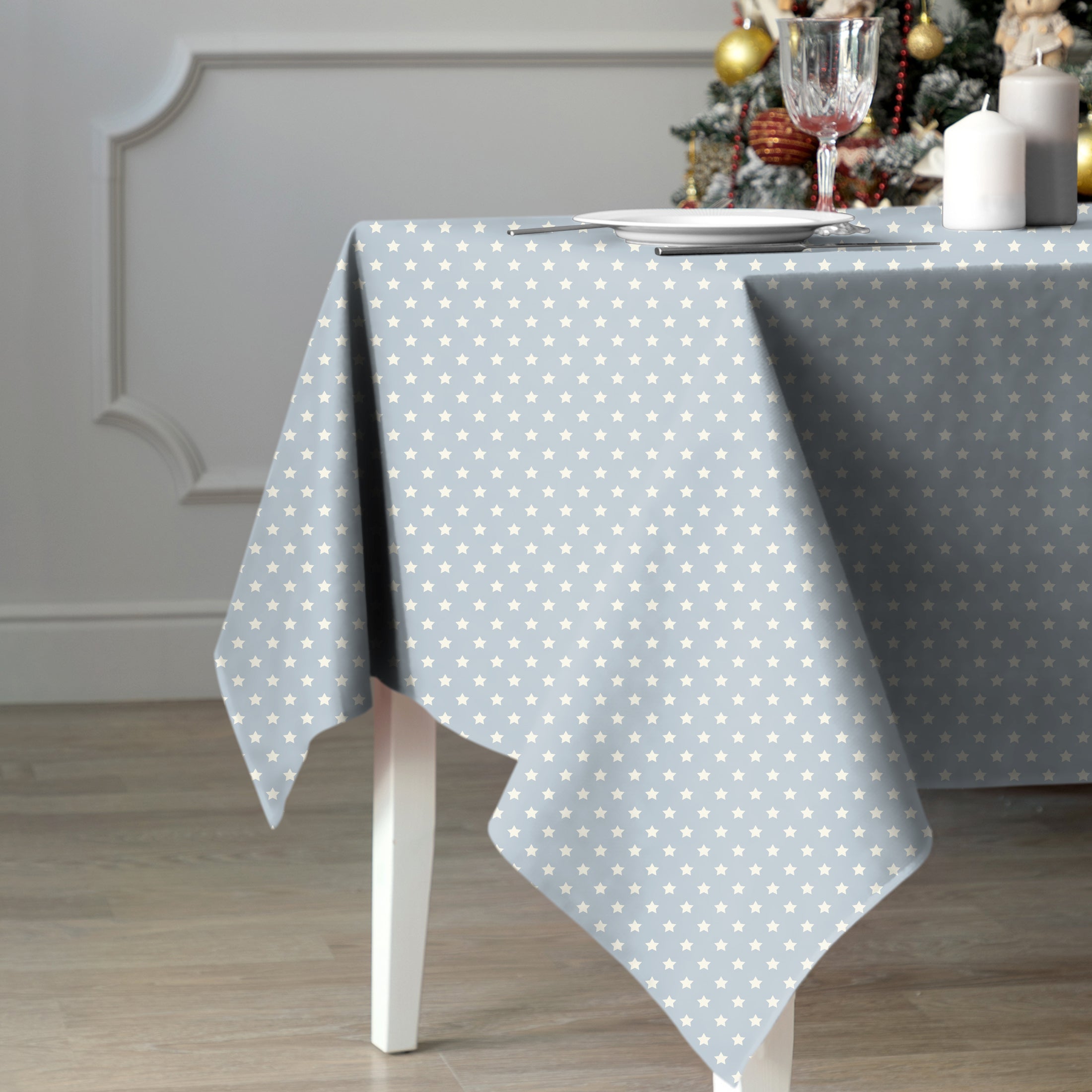 SPRING GALLERY STAR Metallic Silver 6 Seater Table Cloth