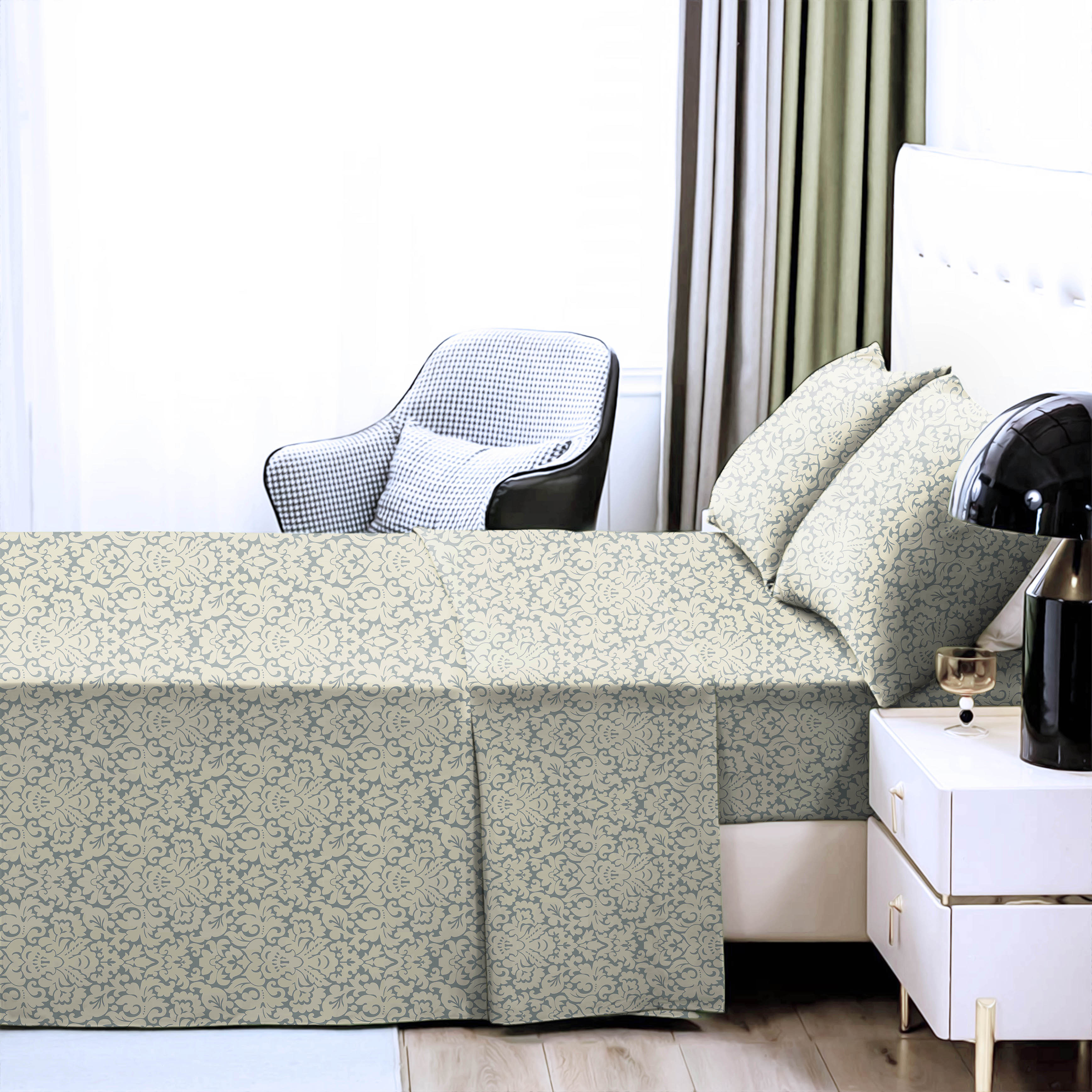 Casableu Microfiber Sydney Moon Mist Bedcover for Double Bed with 2 Pillow Covers King Size (104" X 90")