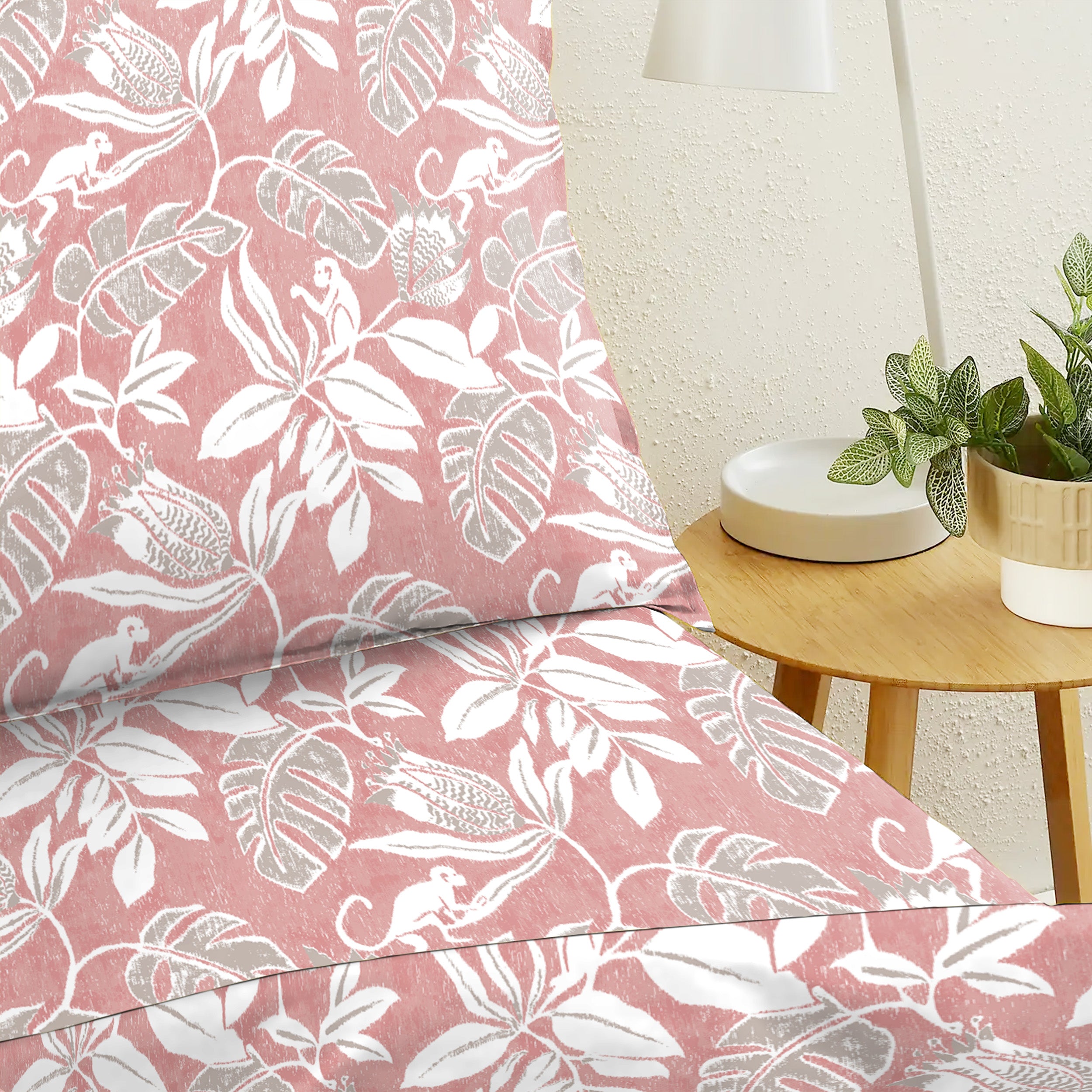 SAVANNA PINK BEDCOVER FOR DOUBLE BED WITH 2 PILLOWCOVERS KING SIZE (104" X 90")