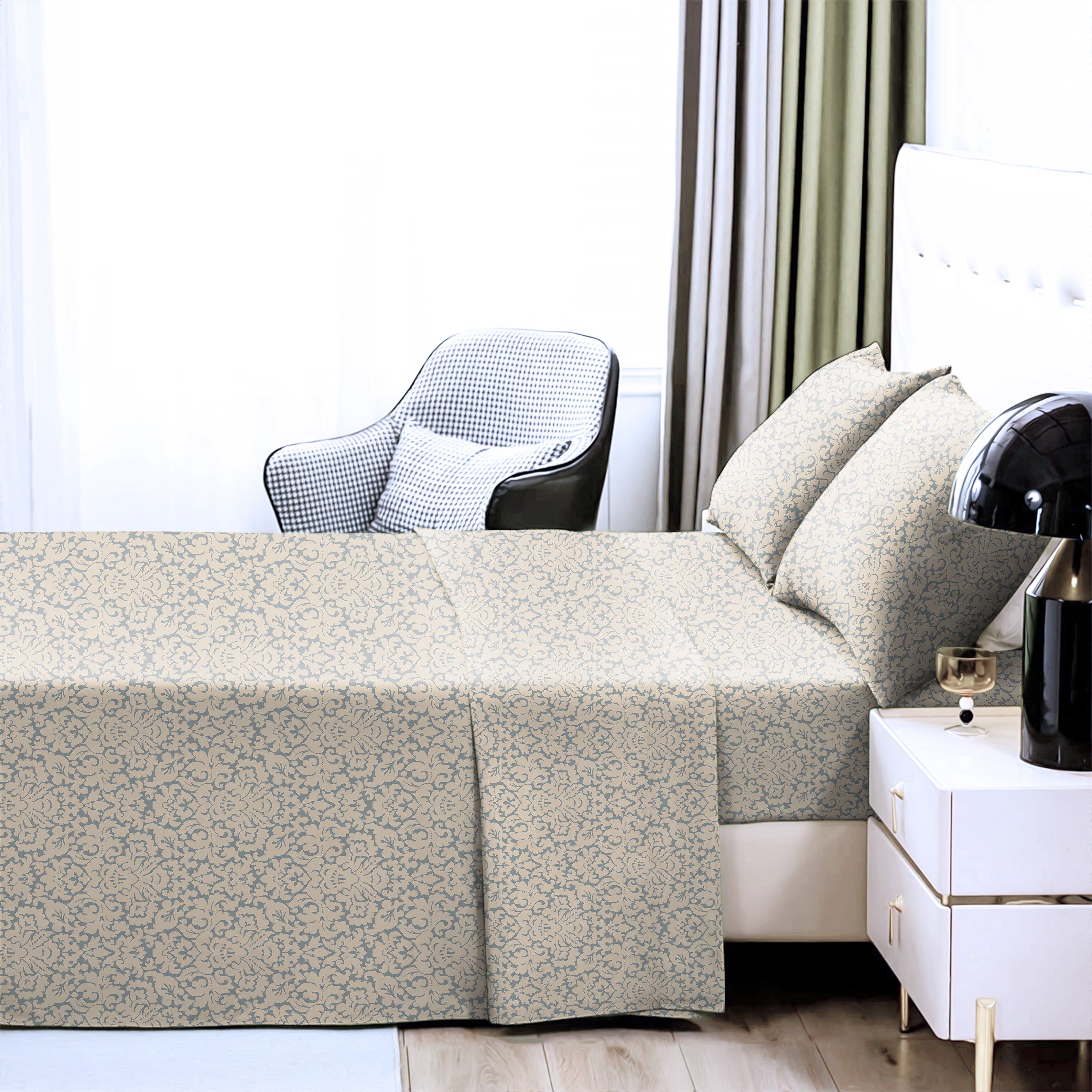 Casableu Microfiber Sydney Pastel Grey Bedcover for Double Bed with 2 Pillow Covers King Size (104" X 90")