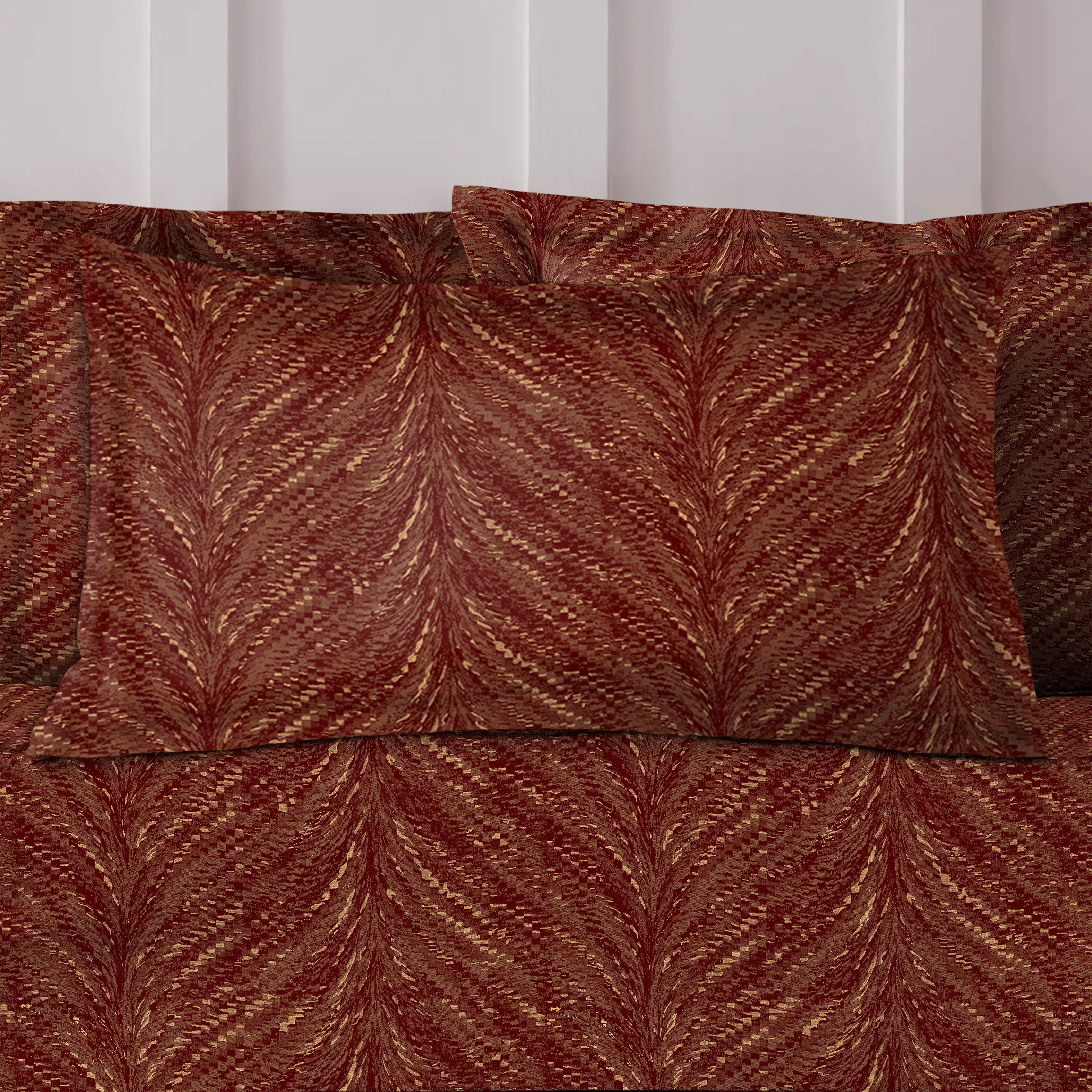 Luxor Rosso Bedcover for Double Bed with 2 PillowCovers King Size (104" X 90")