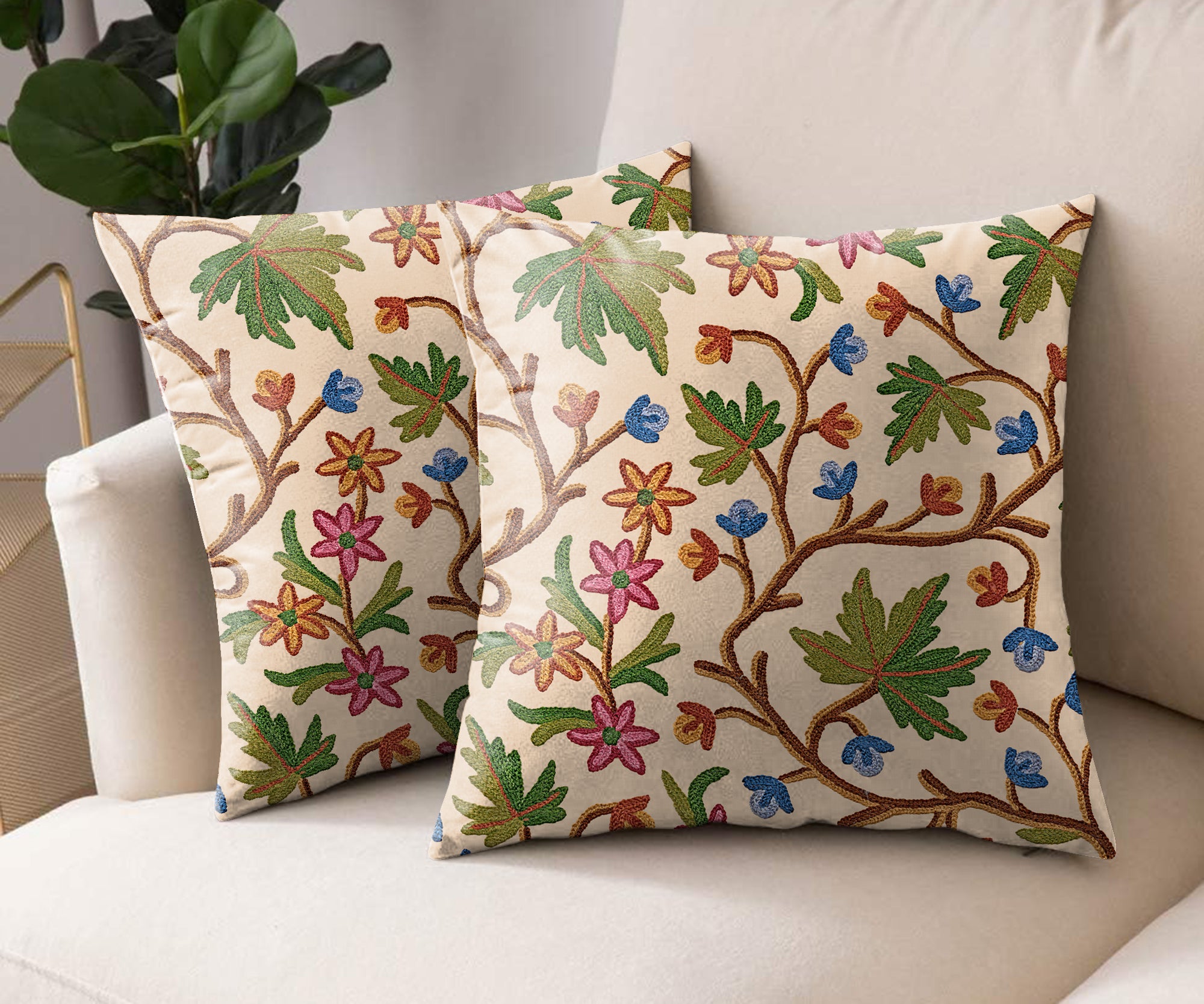 VAROSKI KASHMIRI SPANISH WHITE DIGITAL PRINTED CUSHION COVER (Pack of 2)