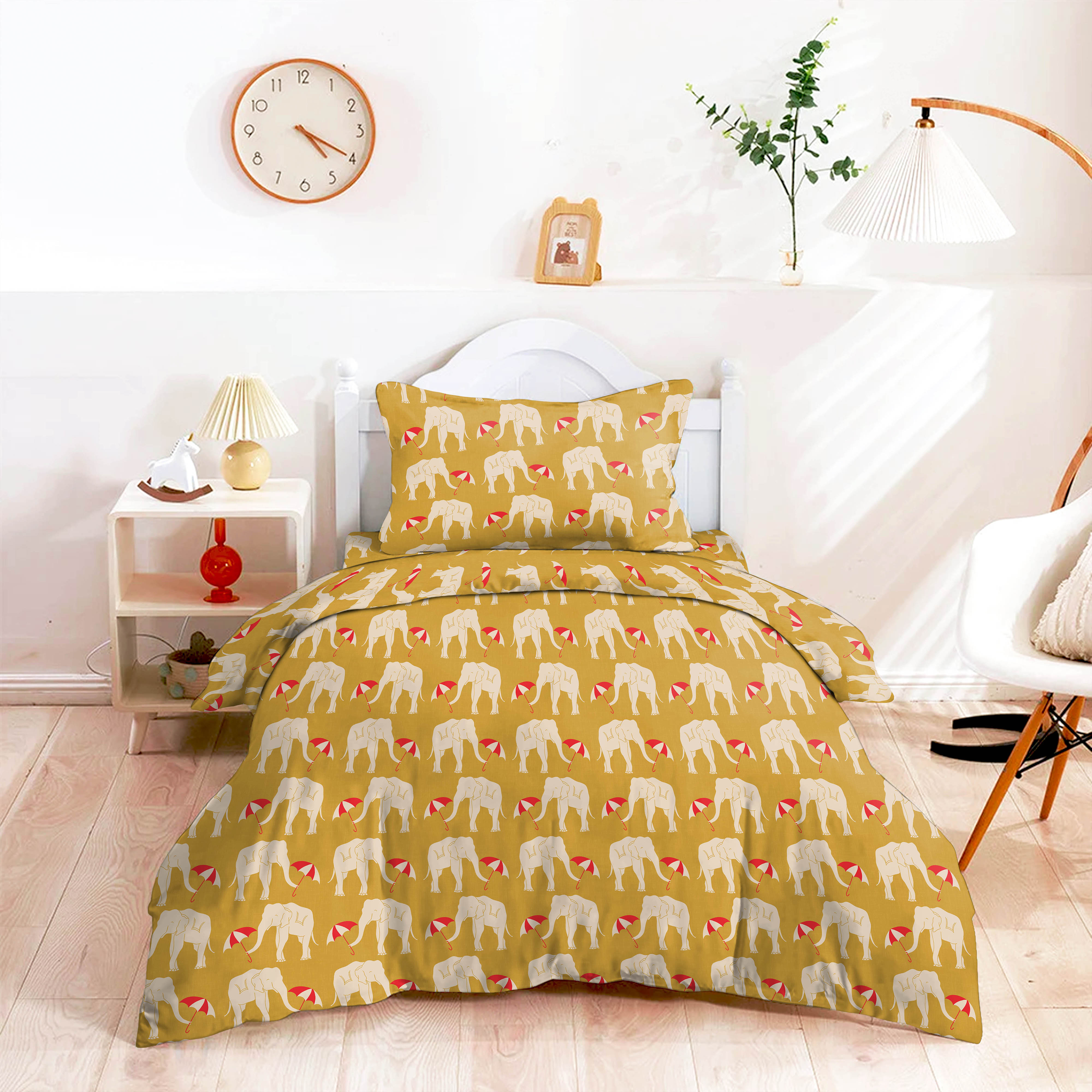 ELEPHANT SATIN SHEEN GOLD BEDCOVER FORSINGLE BED WITH PILLOW COVERS KING SIZE (60" X 90")