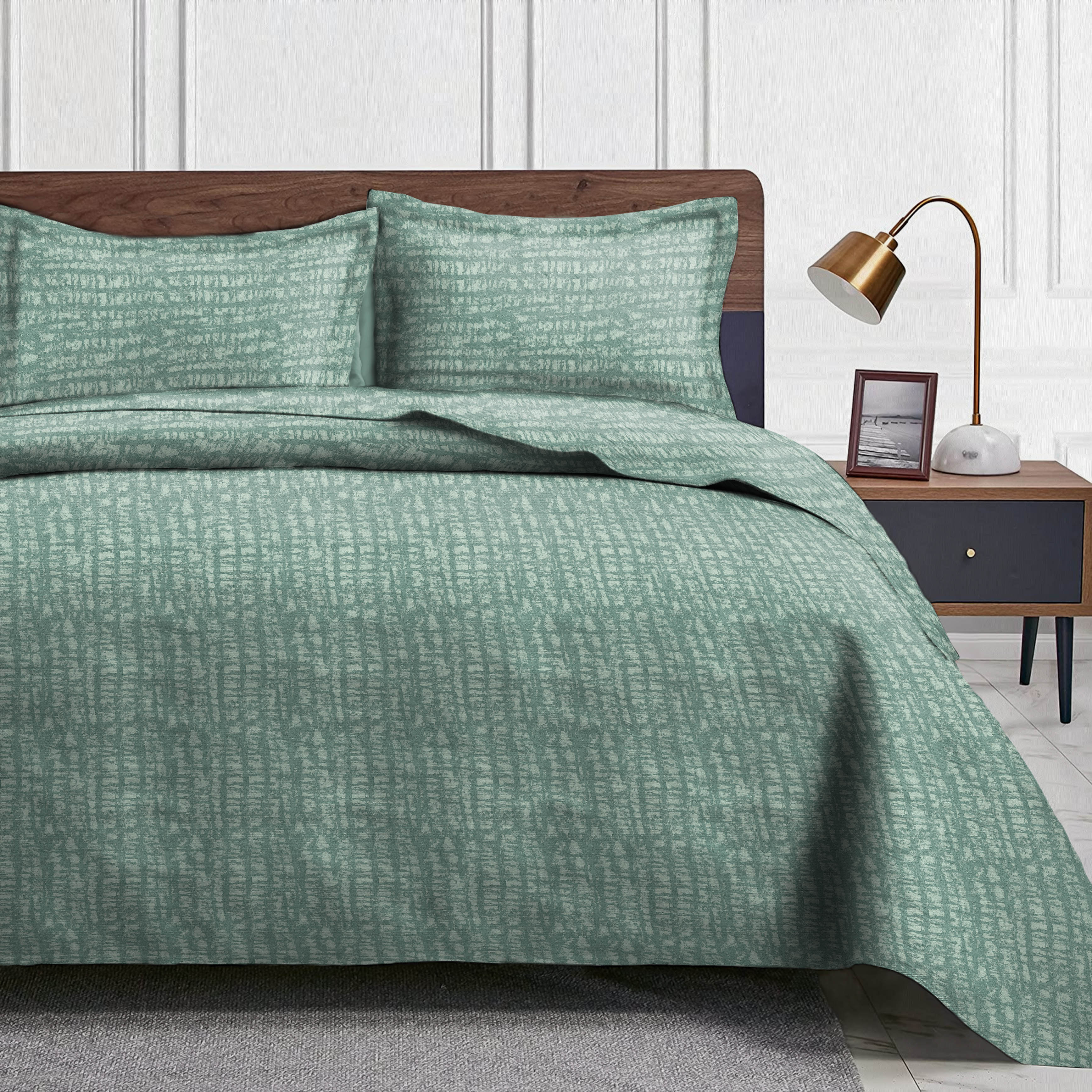 Valencia Sea Green Bedcover for Double Bed with 2 Pillow Covers King Size (104" X 90")