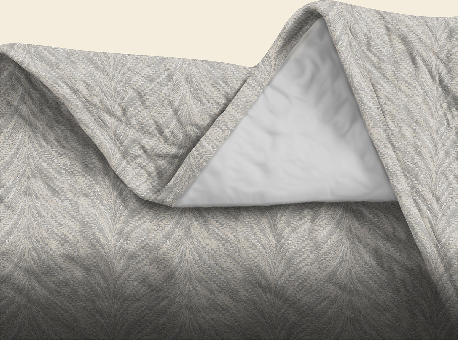 Luxor Silver Bedcover for Double Bed with 2 PillowCovers King Size (104" X 90")