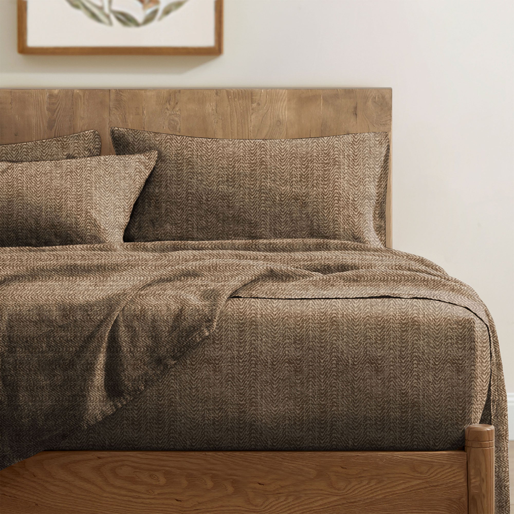 Casableu Microfiber Turin Tex Coffee Bedcover for Double Bed with 2 Pillow Covers King Size (104" X 90")