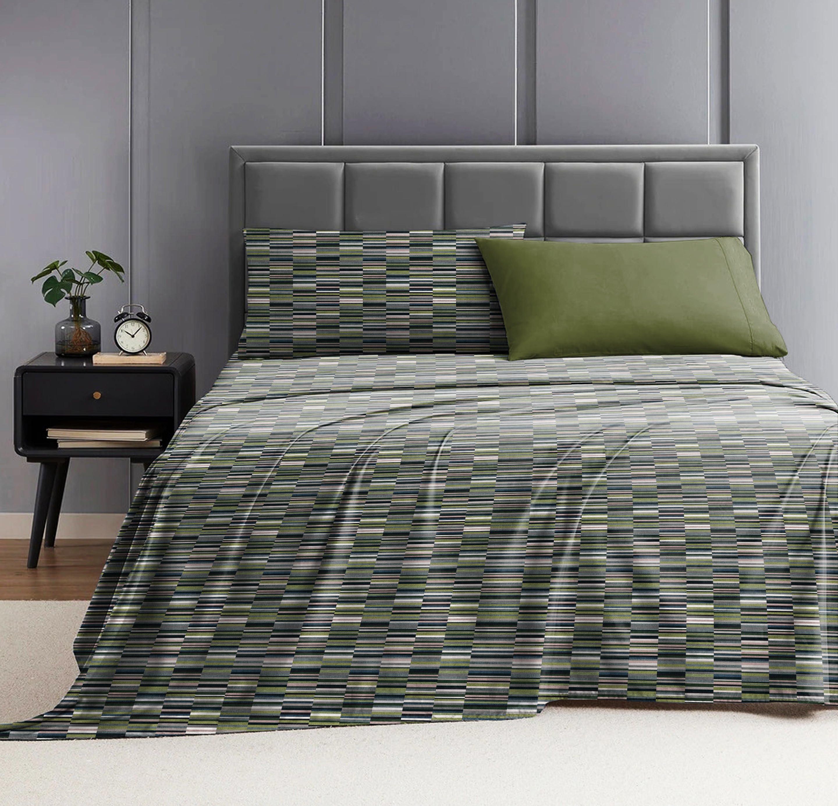 Illusion Dash Bedsheet for Double Bed with 2 PillowCovers King Size (104" X 90") Olive/Green