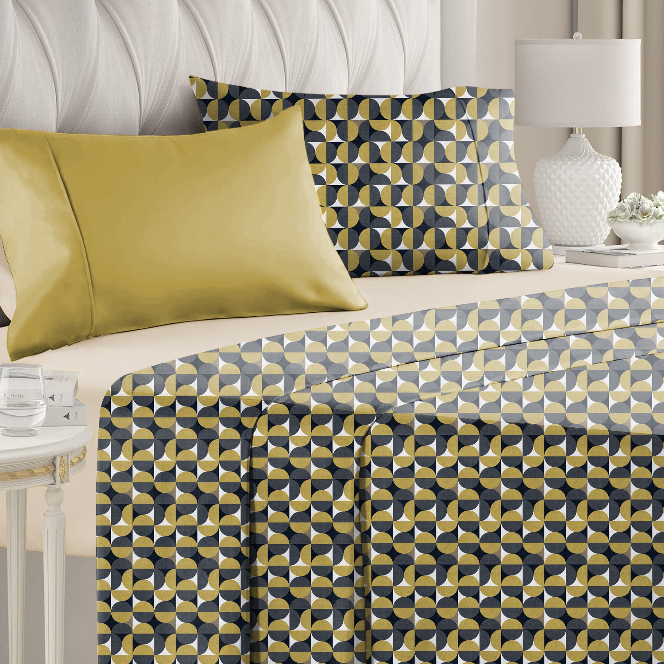 Illusion Circle Bedsheet for Double Bed with 2 PillowCovers King Size (104" X 90") Yellow/Black
