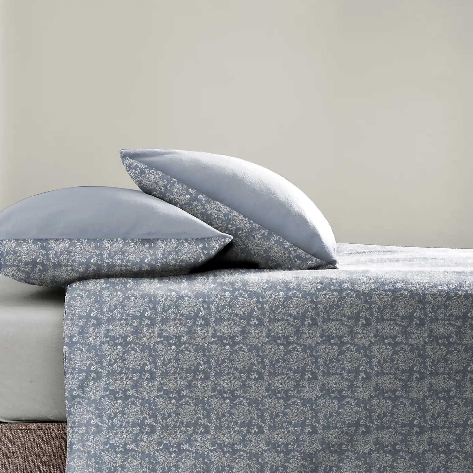 Jodhpur Flowers Bedsheet for Double Bed with 2 PillowCovers King Size (104" X 90") Indigo