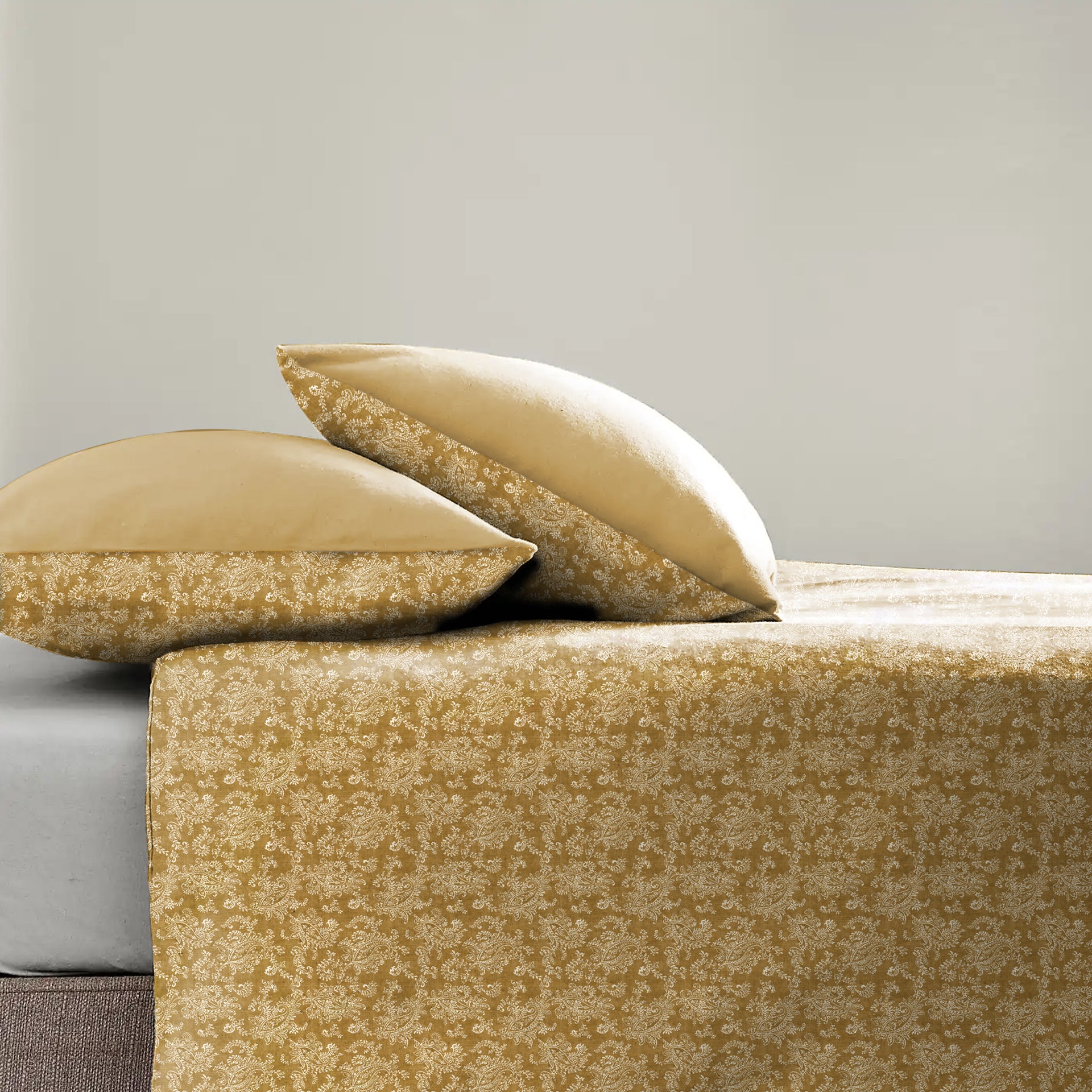 Jodhpur Flowers Bedsheet for Double Bed with 2 PillowCovers King Size (104" X 90") Camel