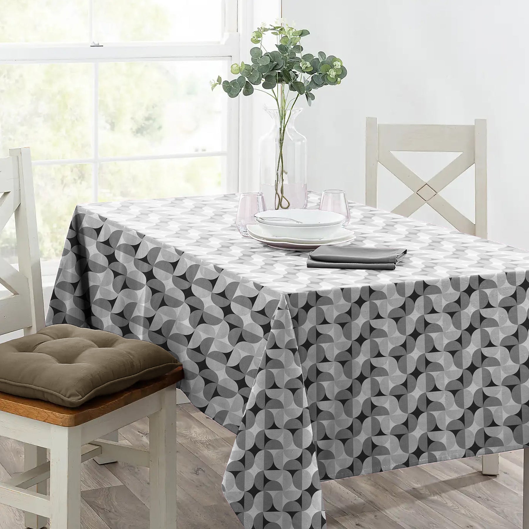 ILLUSION CIRCLE BLACK/GREY TABLE CLOTH