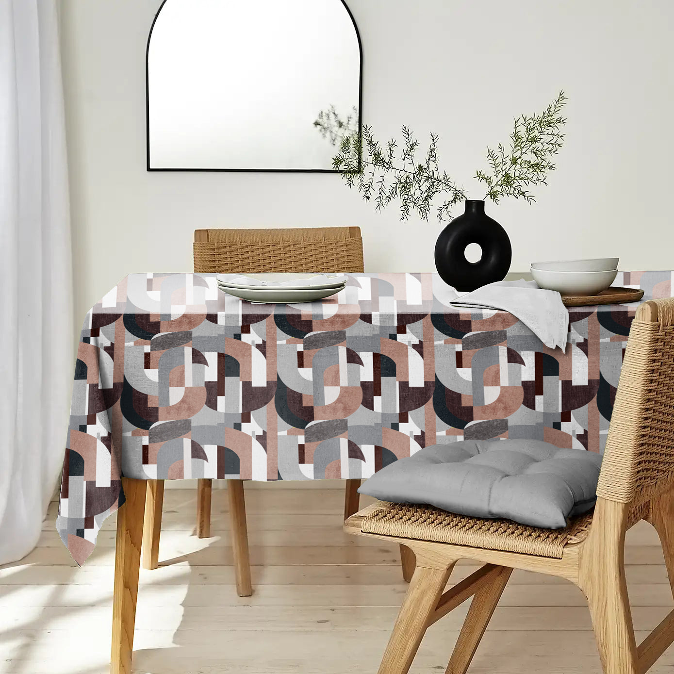 ILLUSION CURVES BROWN/GREY TABLE CLOTH