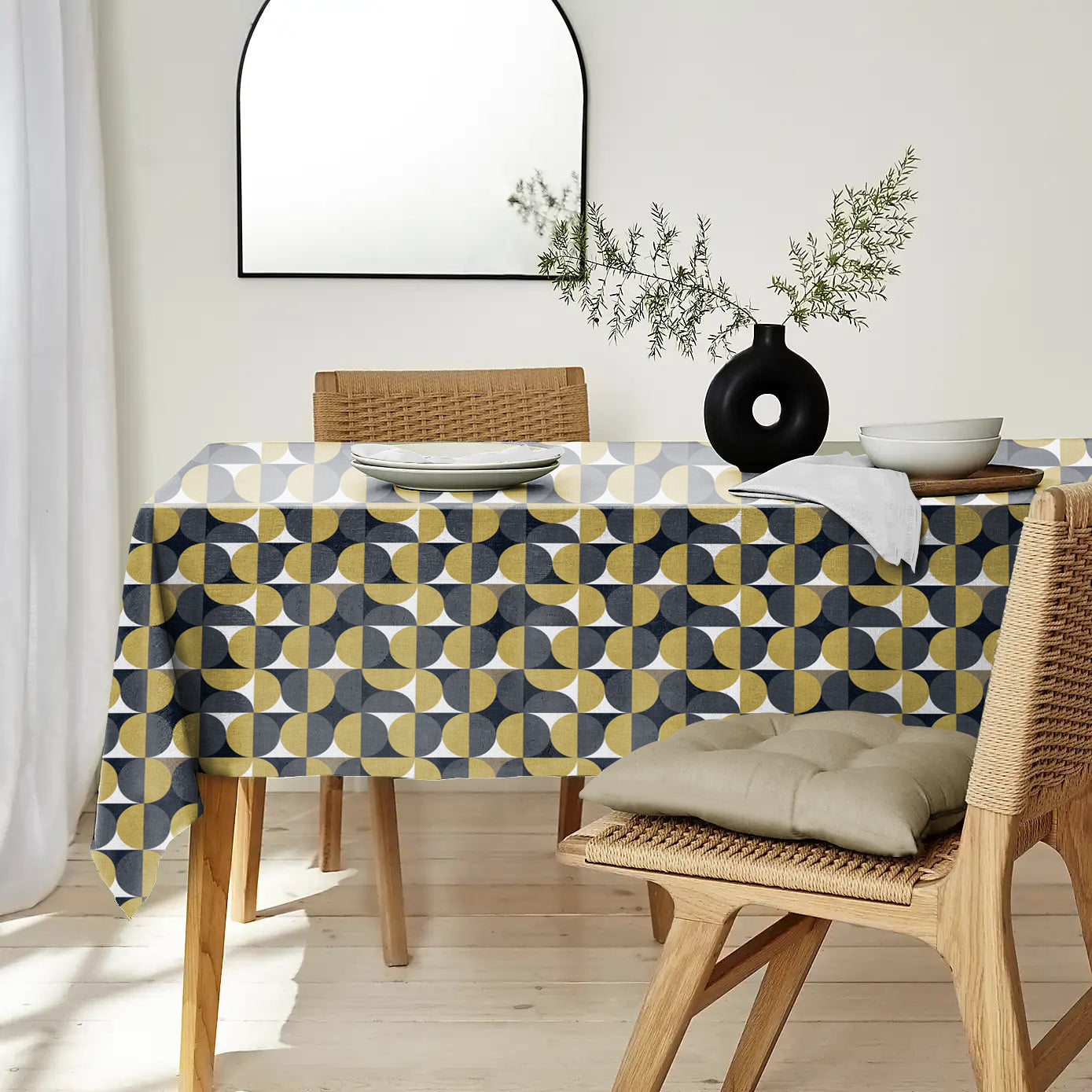 ILLUSION CIRCLE YELLOW/BLACK TABLE CLOTH