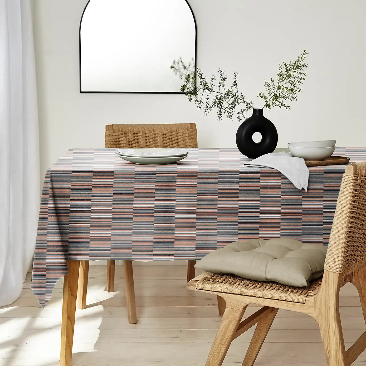 ILLUSION DASH TERRACOTTA/COFFEE TABLE CLOTH