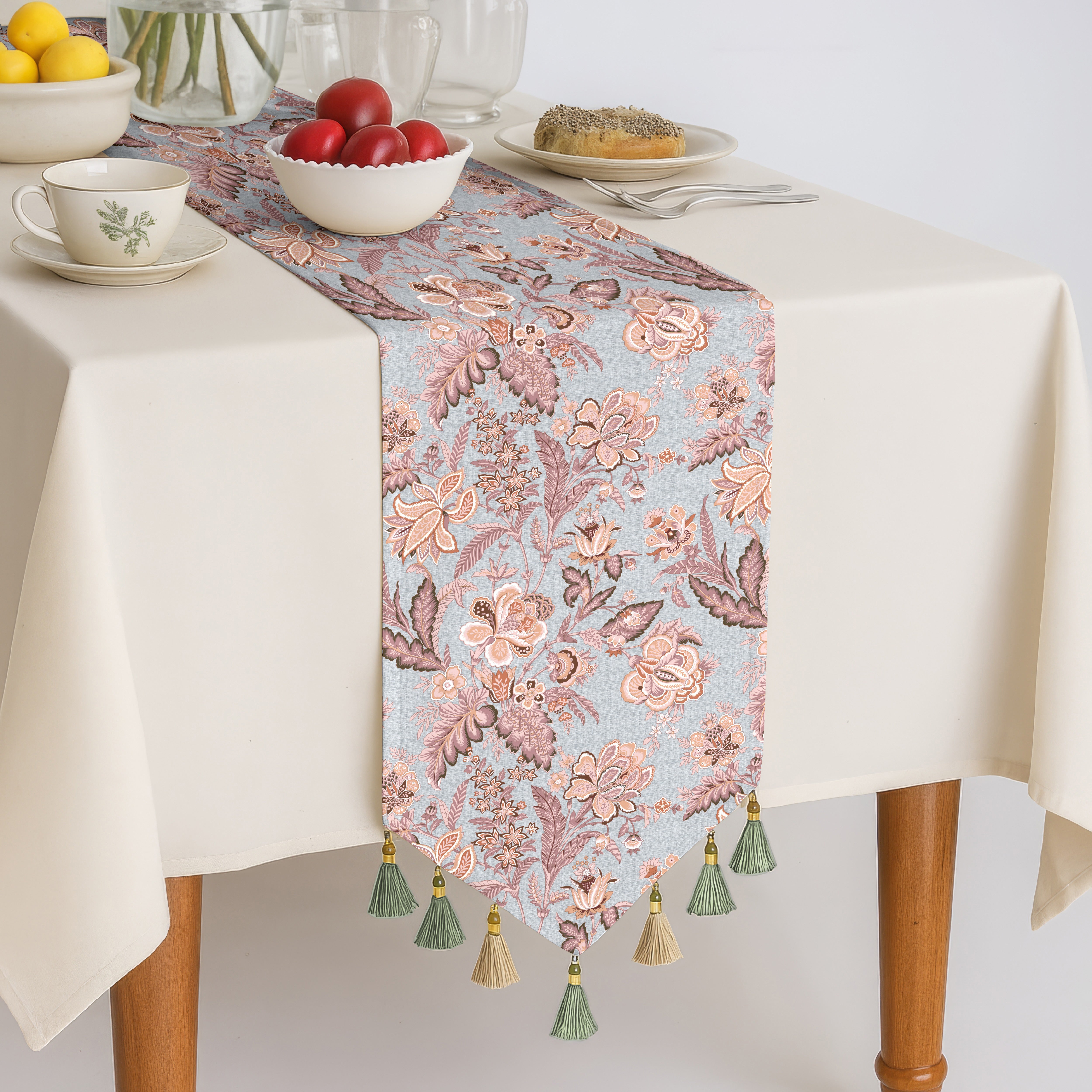 CALVIA PINK MATTY TABLE RUNNER
