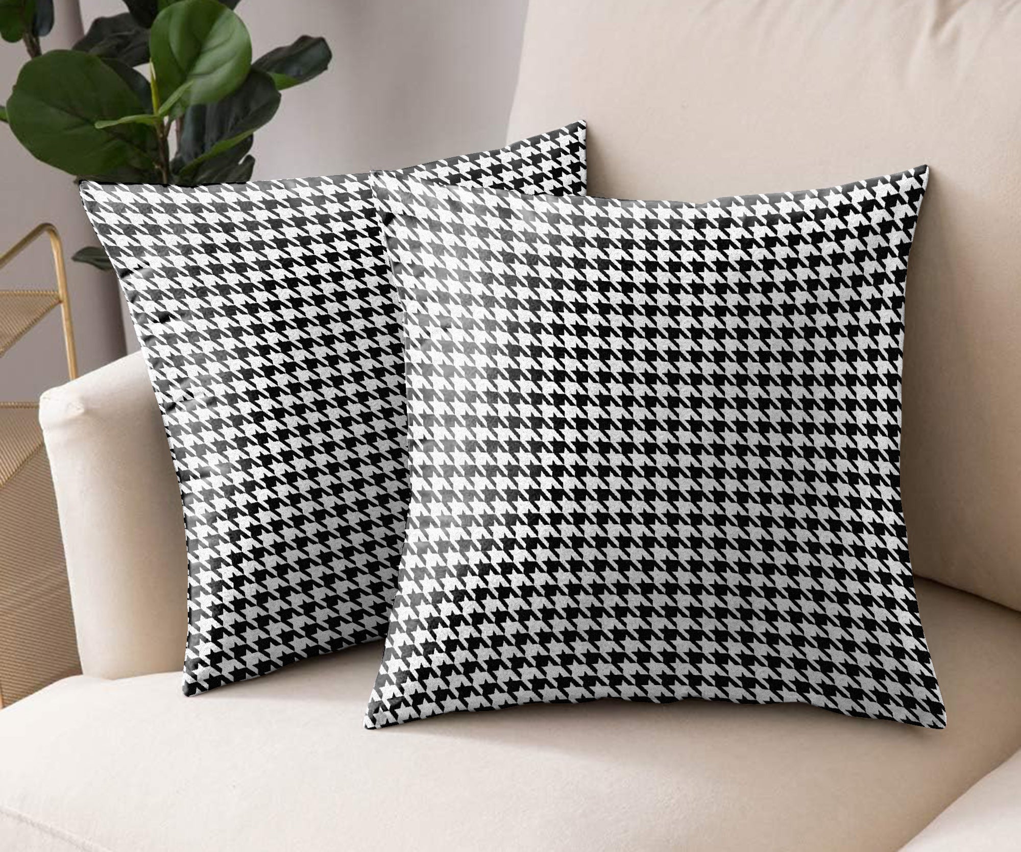 HOUNDSTOOTH BLACK DIGITAL PRINTED CUSHION COVER (Pack of 2)