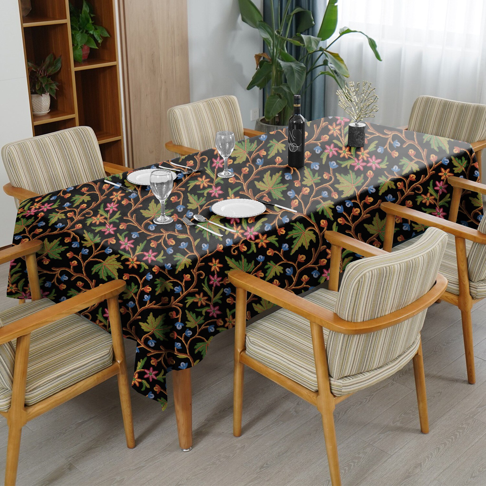 VAROSKI KASHMIRI BLACK TABLE CLOTH