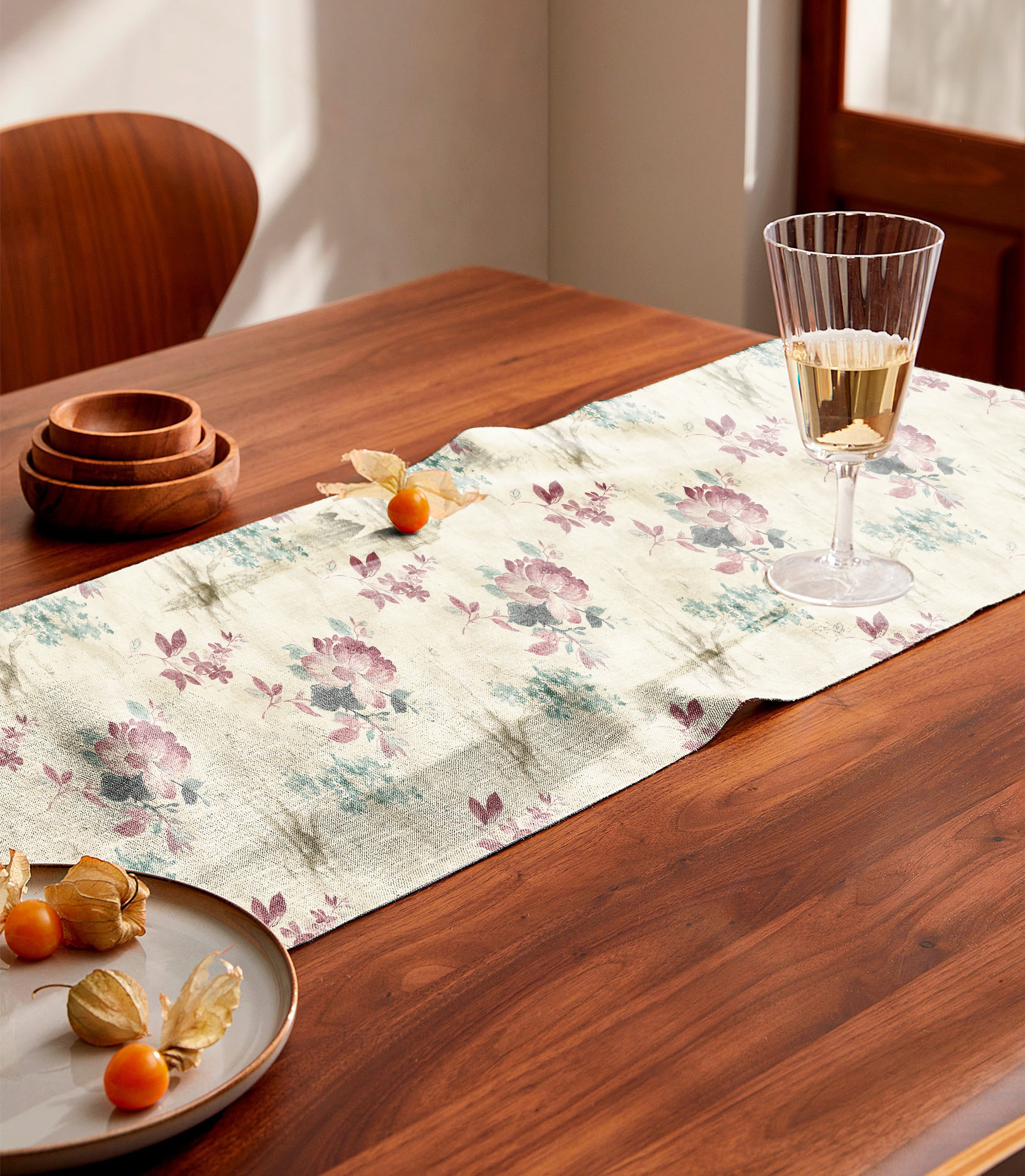 HAZEL PINK MATTY TABLE RUNNER