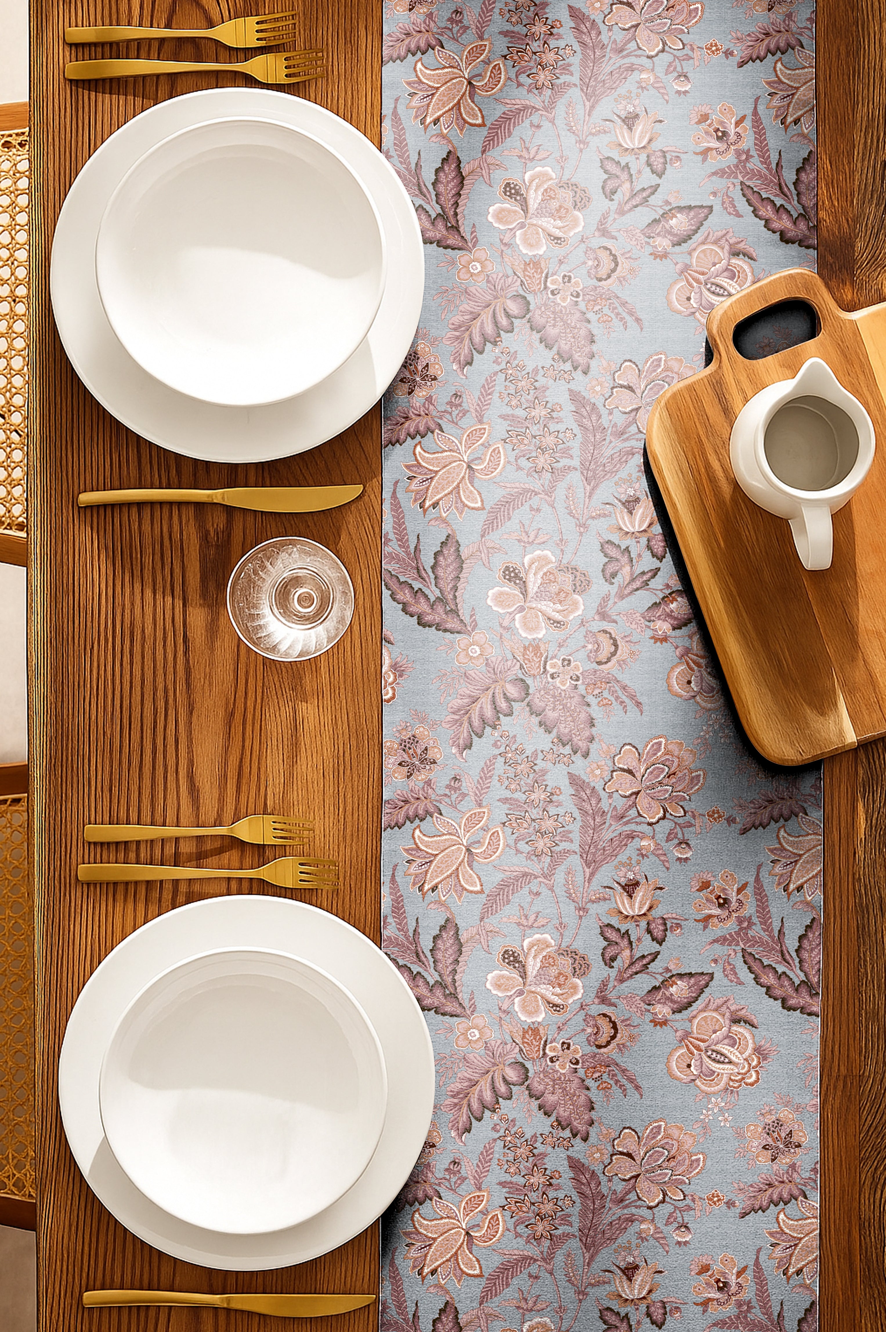 CALVIA PINK MATTY TABLE RUNNER