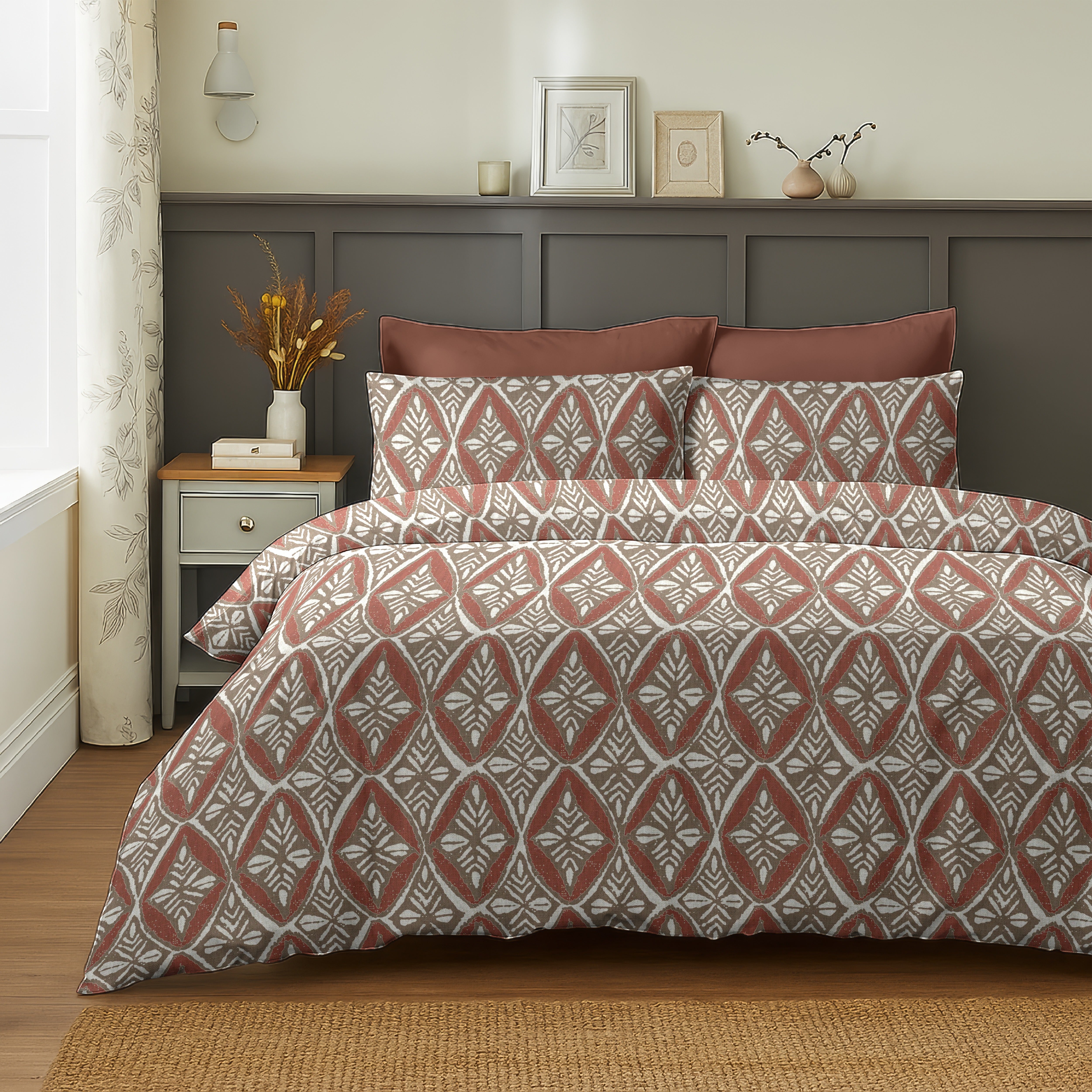 EMERSON RED BEDSHEET WITH PILLOWCOVER