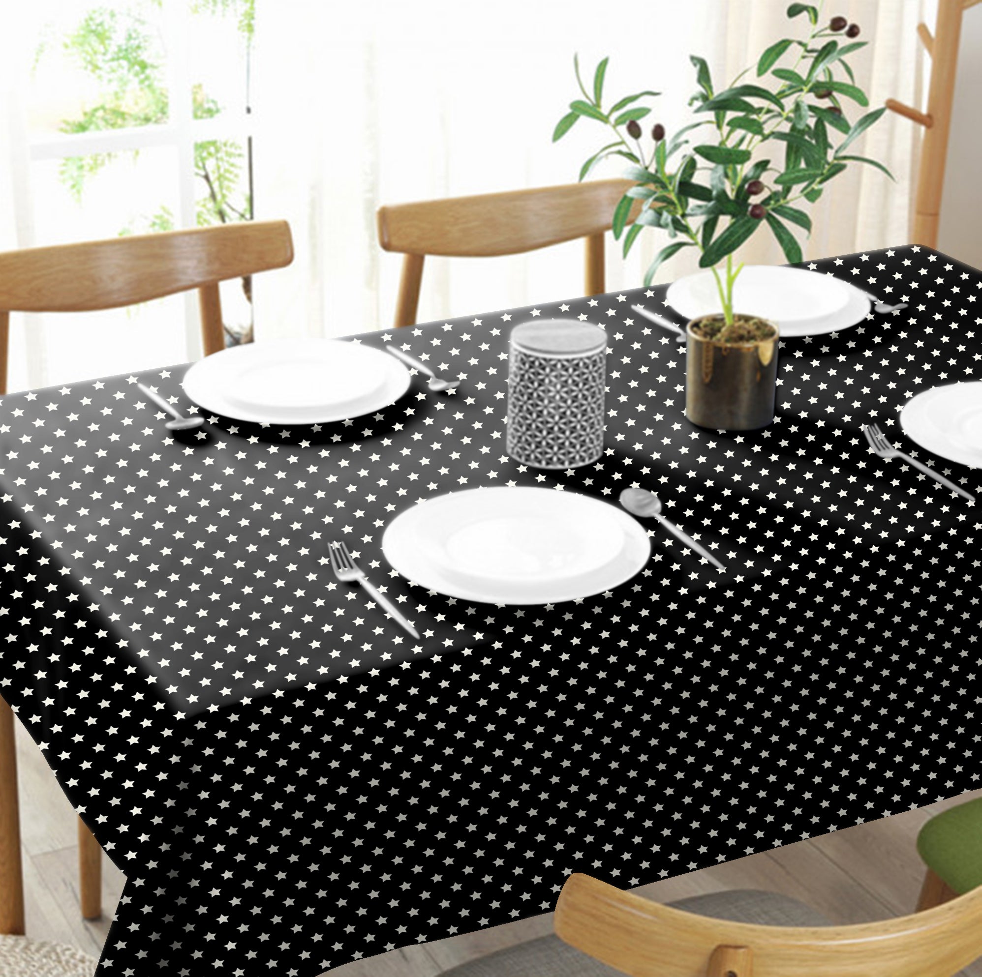 SPRING GALLERY STAR Black 6 Seater Table Cloth