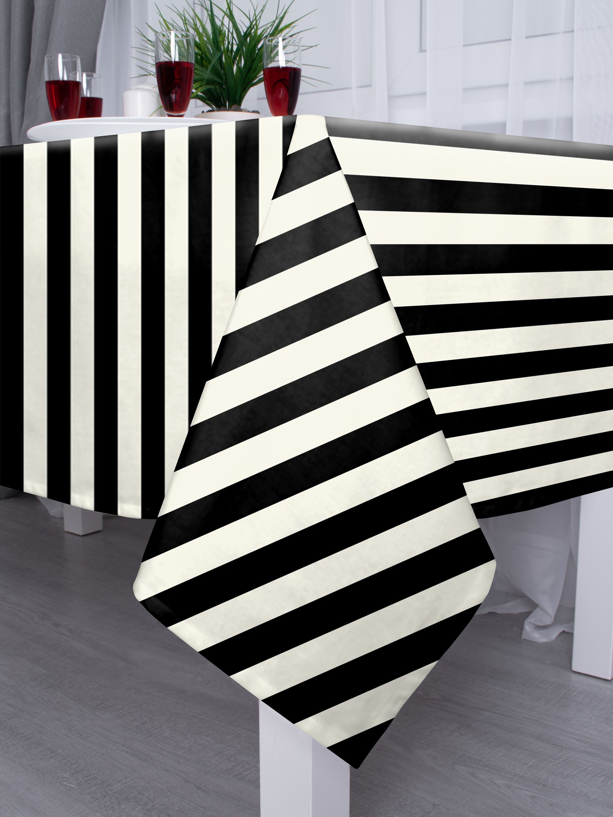 SPRING GALLERY BIG STRIPE BLACK 6 Seater Table Cloth