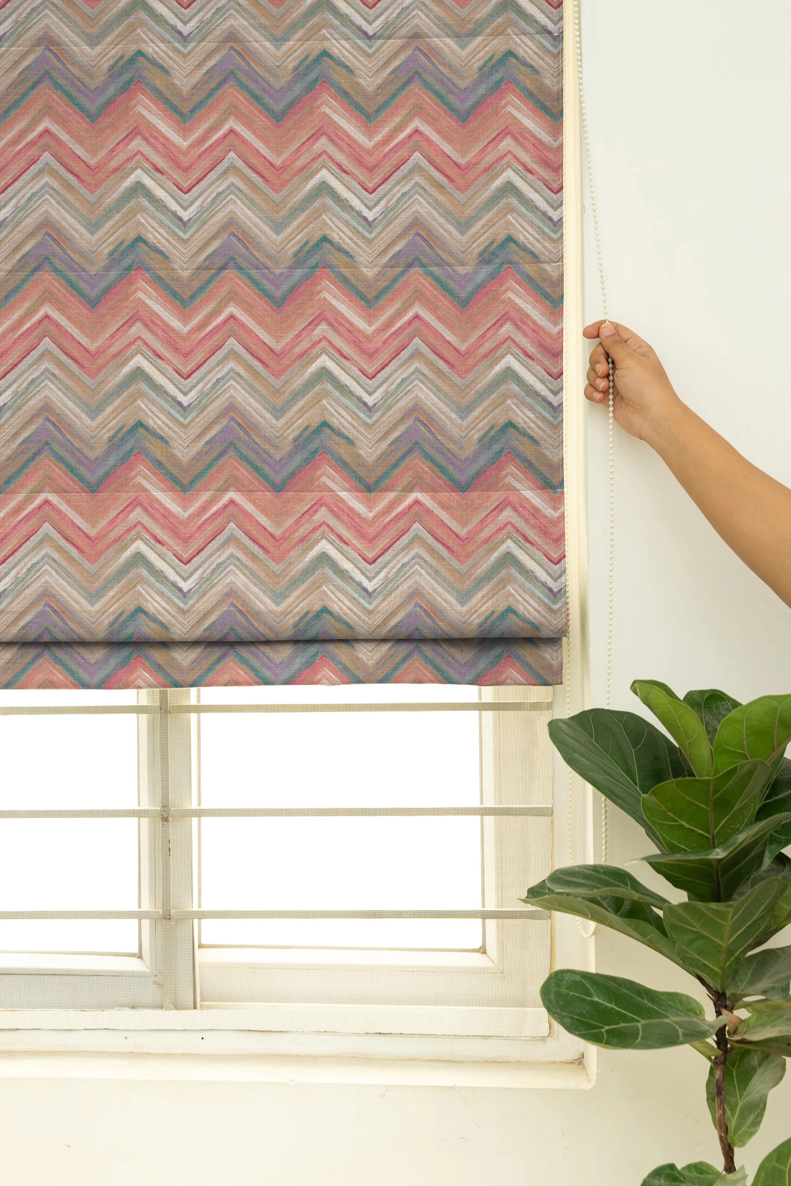 BRINN PINK READY MADE ROMAN BLIND