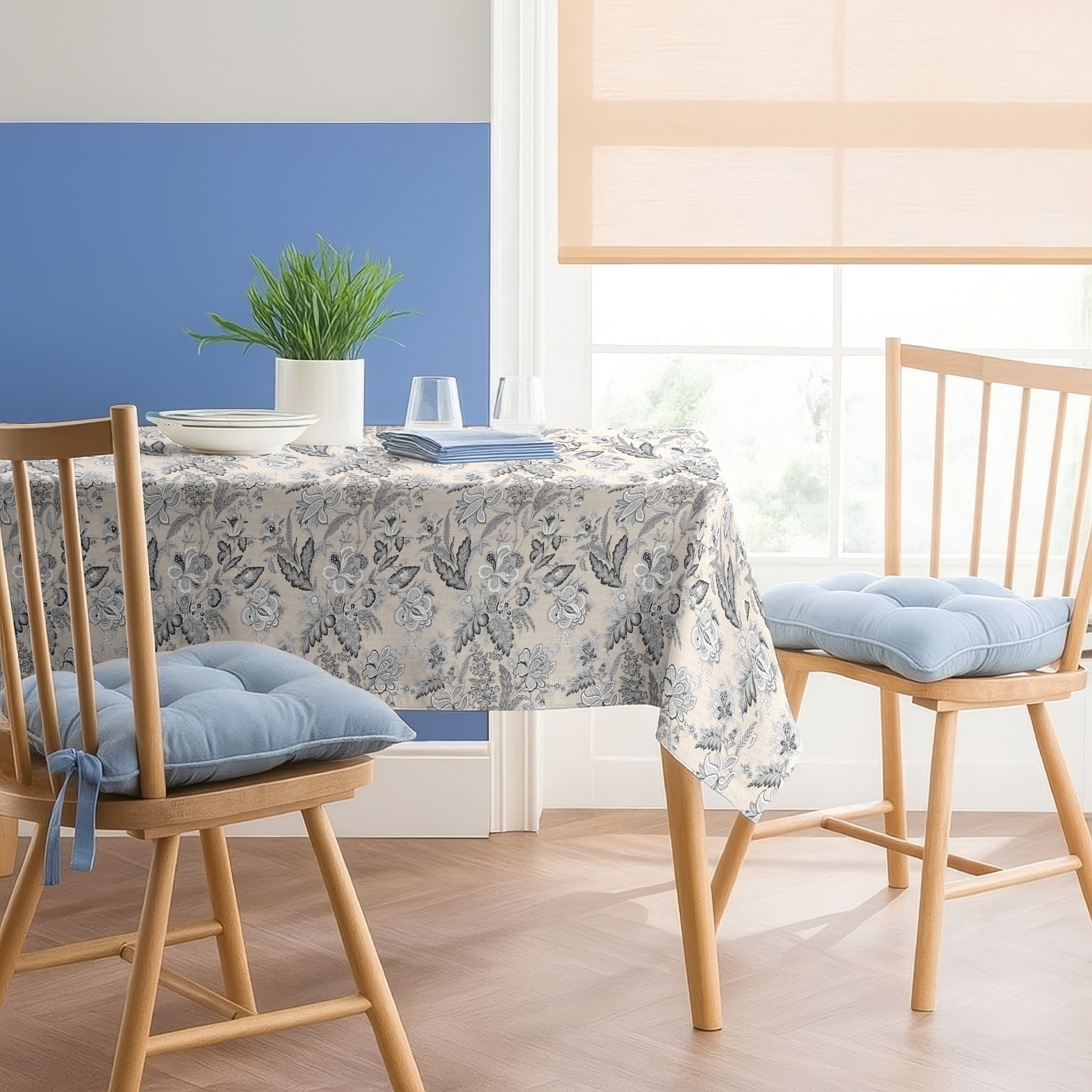 CALVIA GREY TABLE CLOTH
