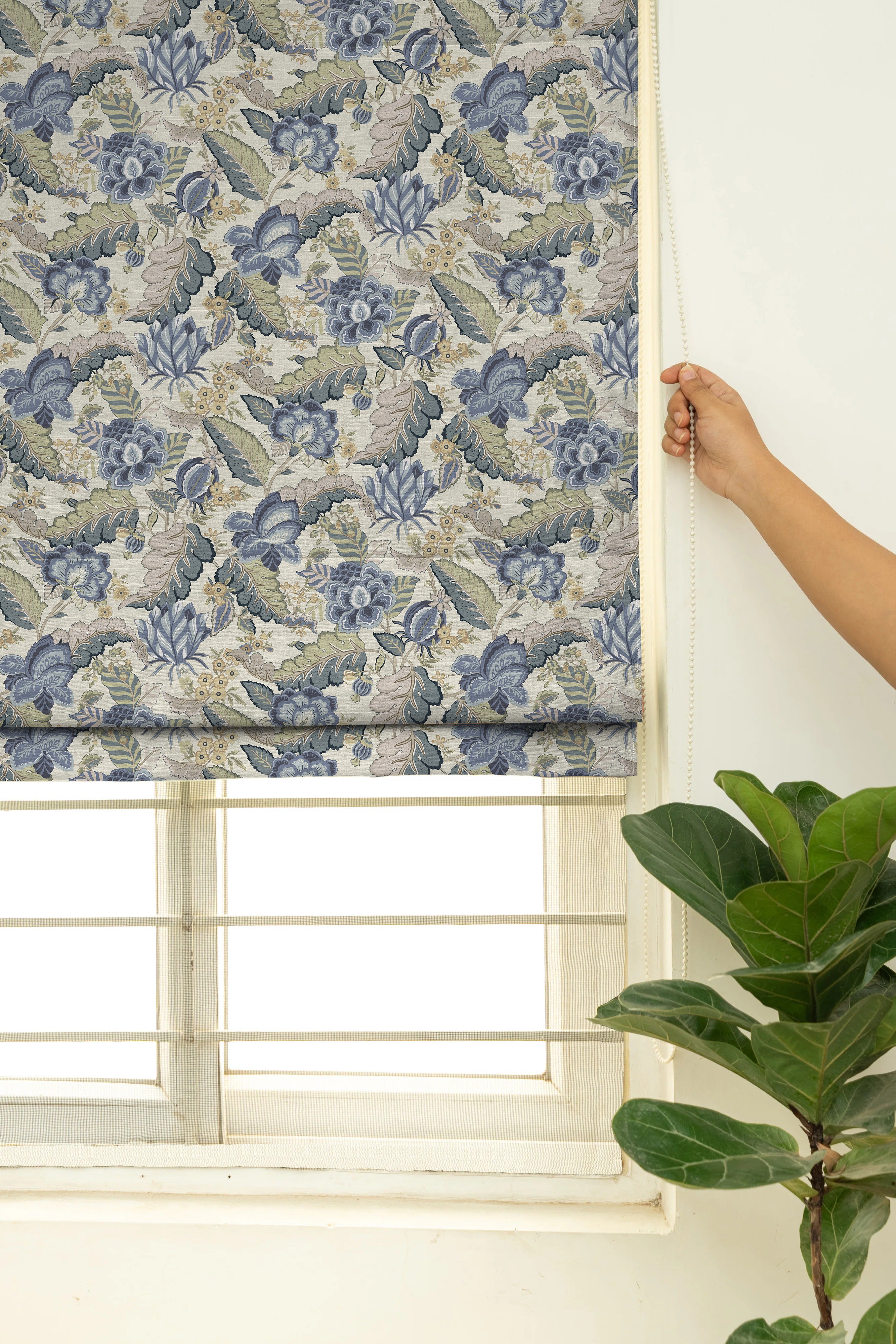 LUCETTA BLUE READY MADE ROMAN BLIND