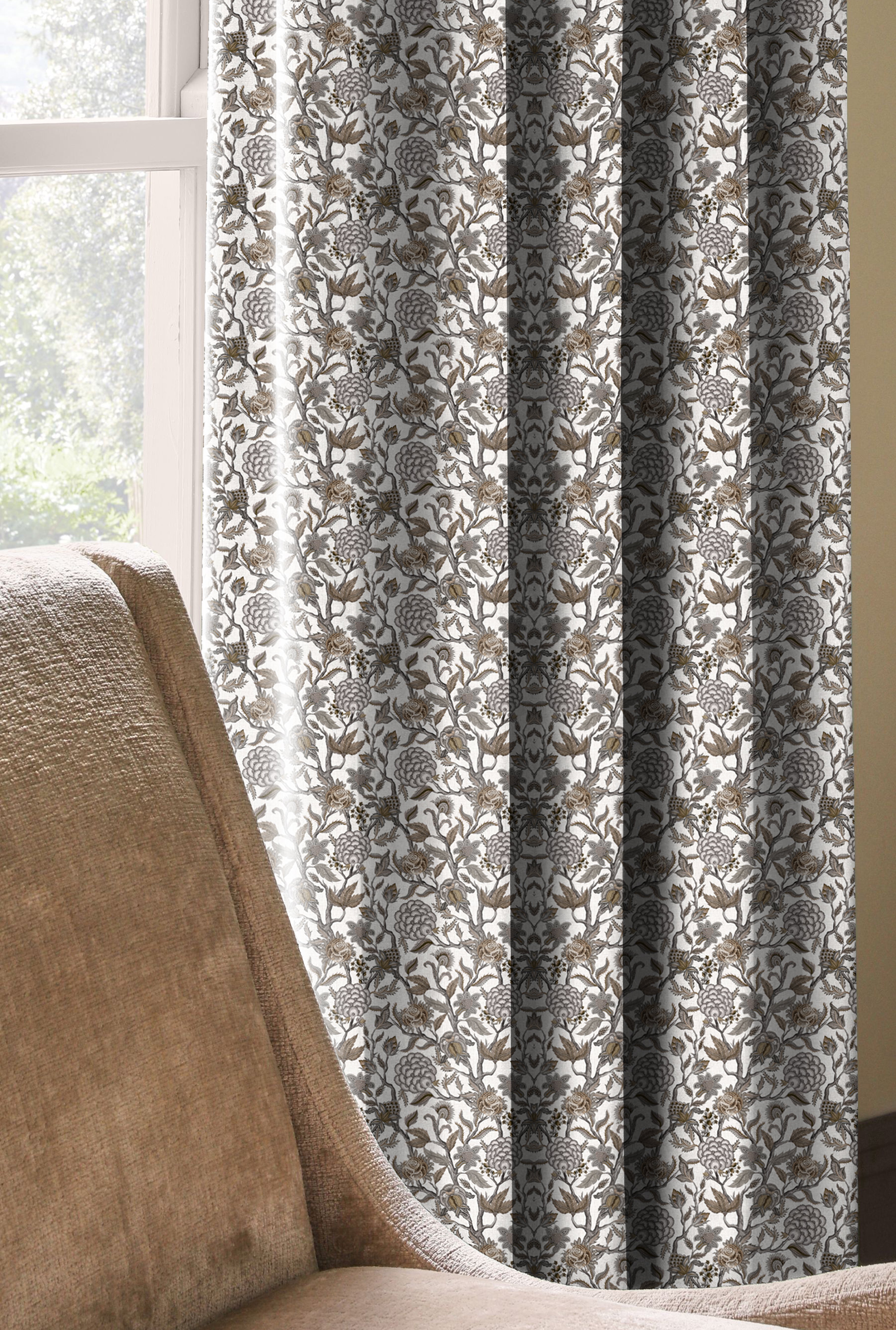 WYNTER MAPLE ROOM DARKENING PRINTED CURTAIN