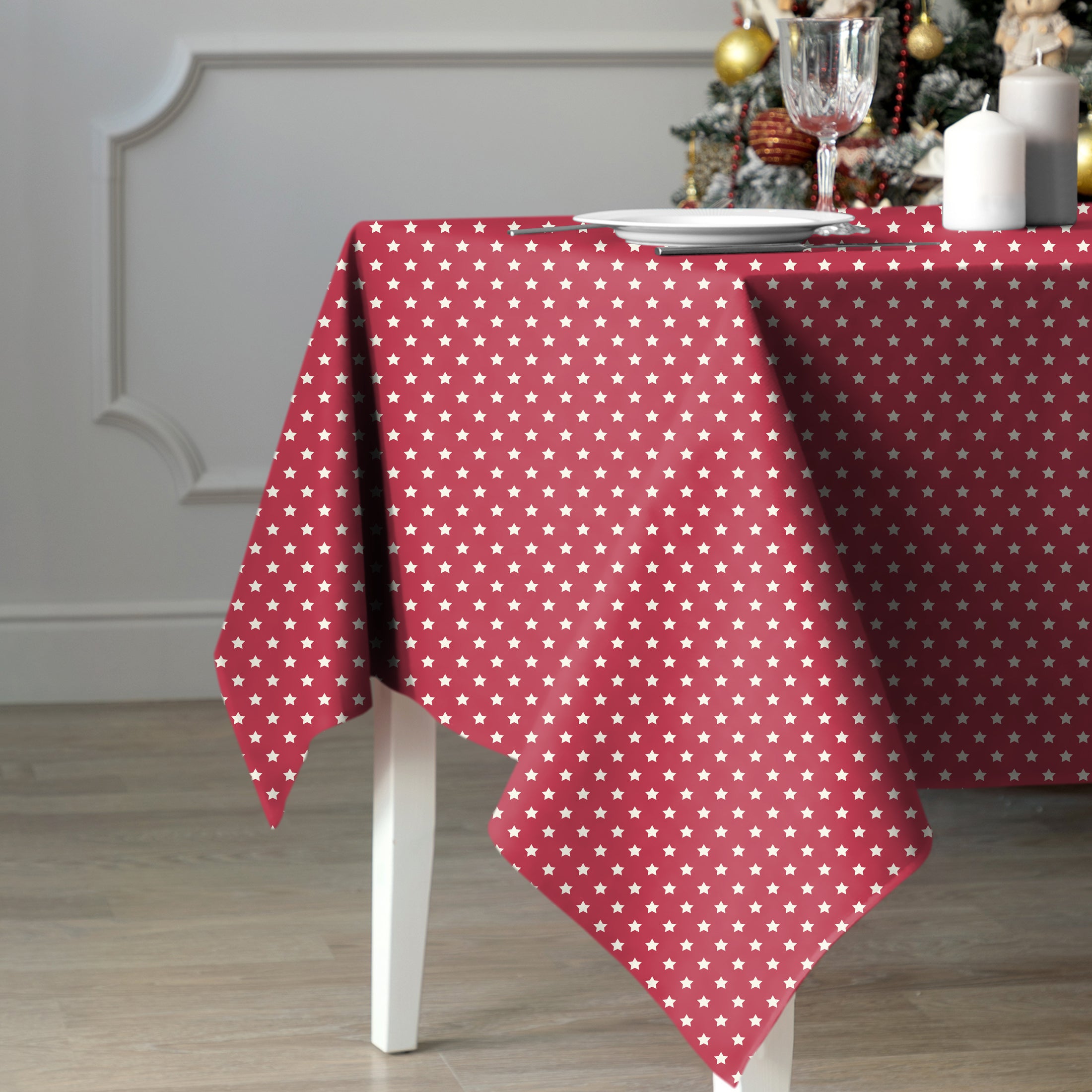 SPRING GALLERY STAR Dusty Red 6 Seater Table Cloth