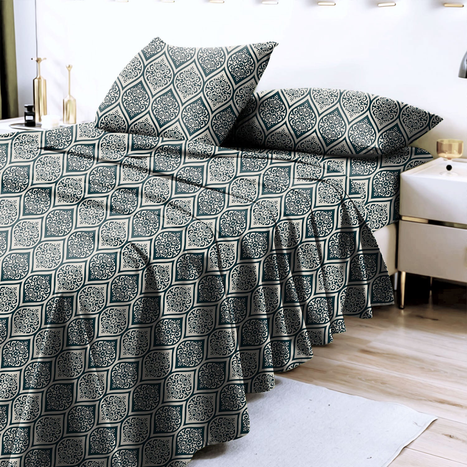 Manhattan Gable Green Bedcover for Double Bed with 2 Pillow Covers King Size (104" X 90")