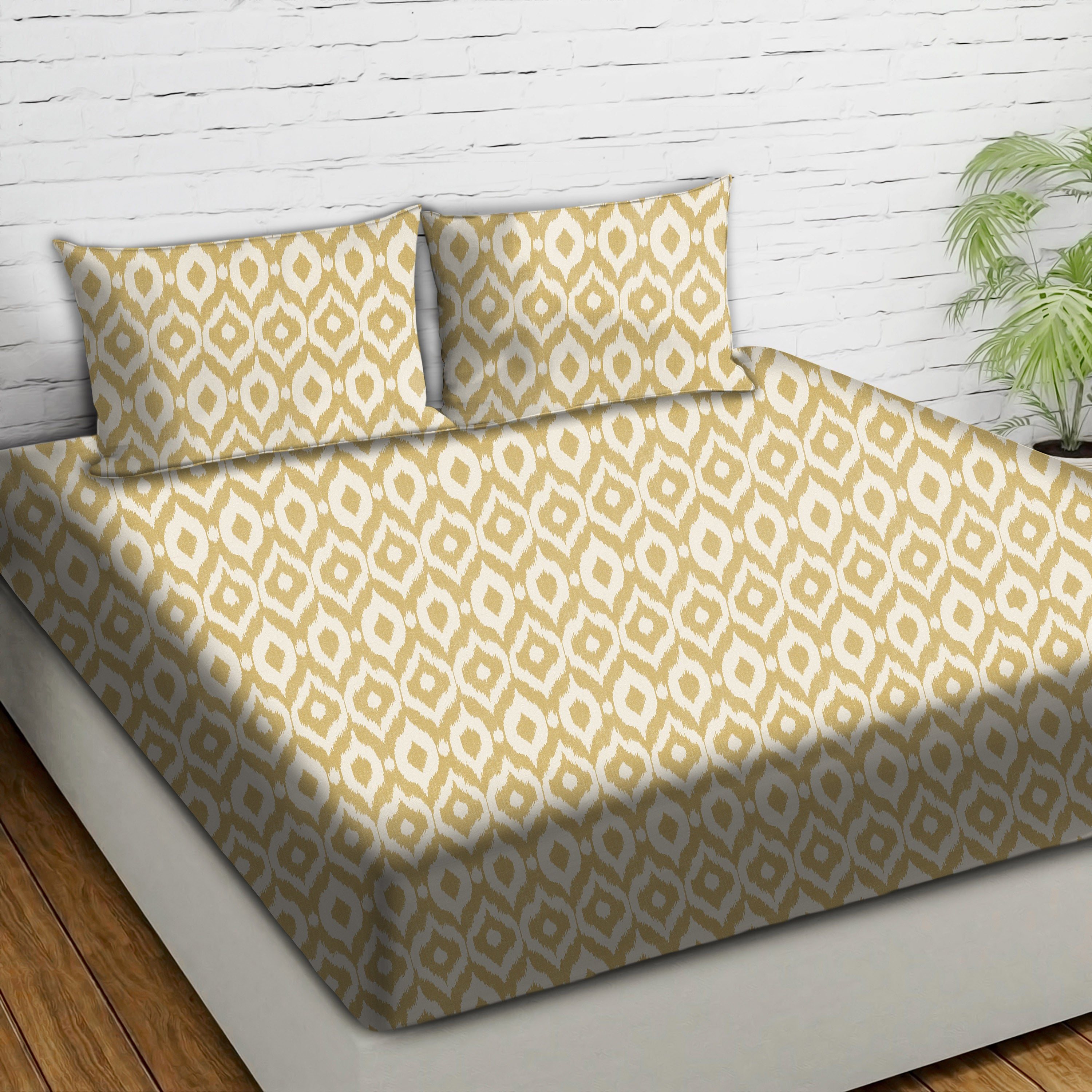 Bedcover Bistre Beige for Double Bed with 2 Pillow Covers King Size (104" X 90")