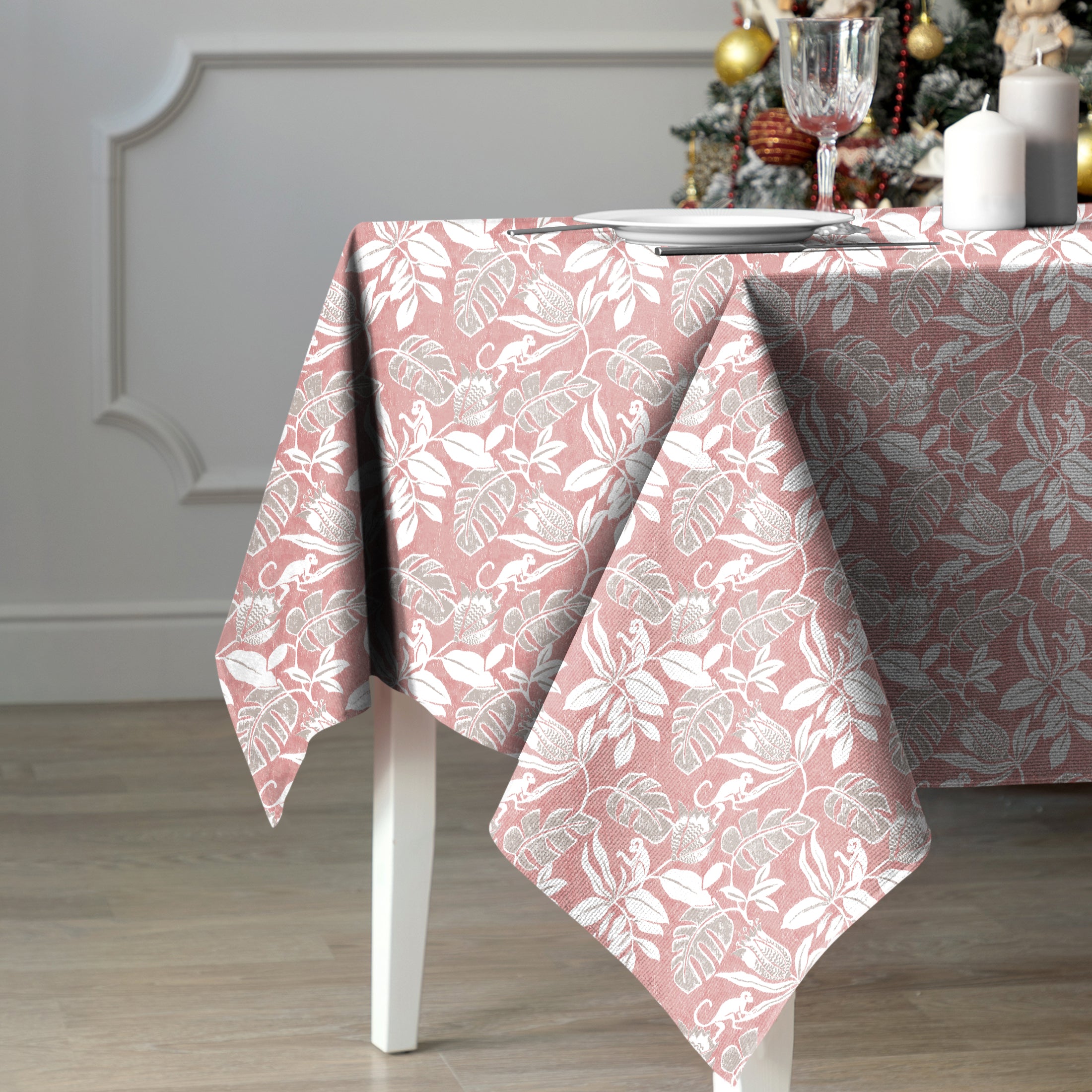 SAVANNA PINK 6 SEATER TABLE CLOTH