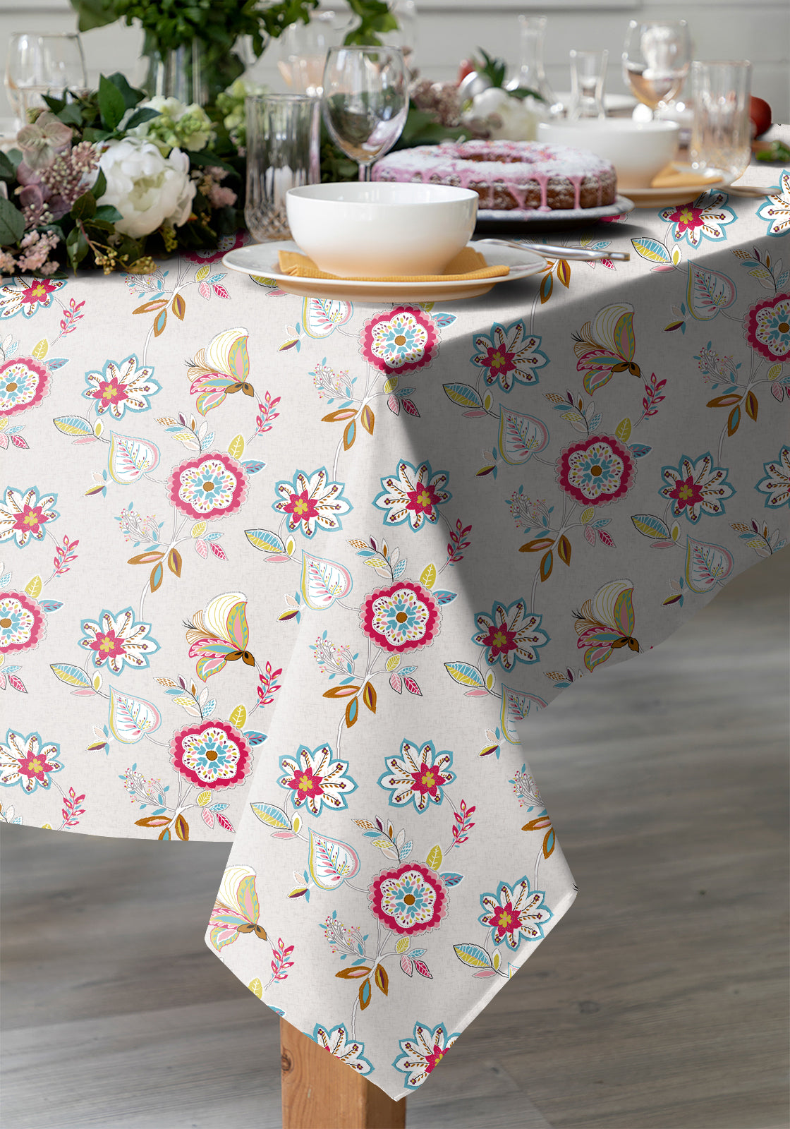 BEAU RED 6 Seater Table Cloth