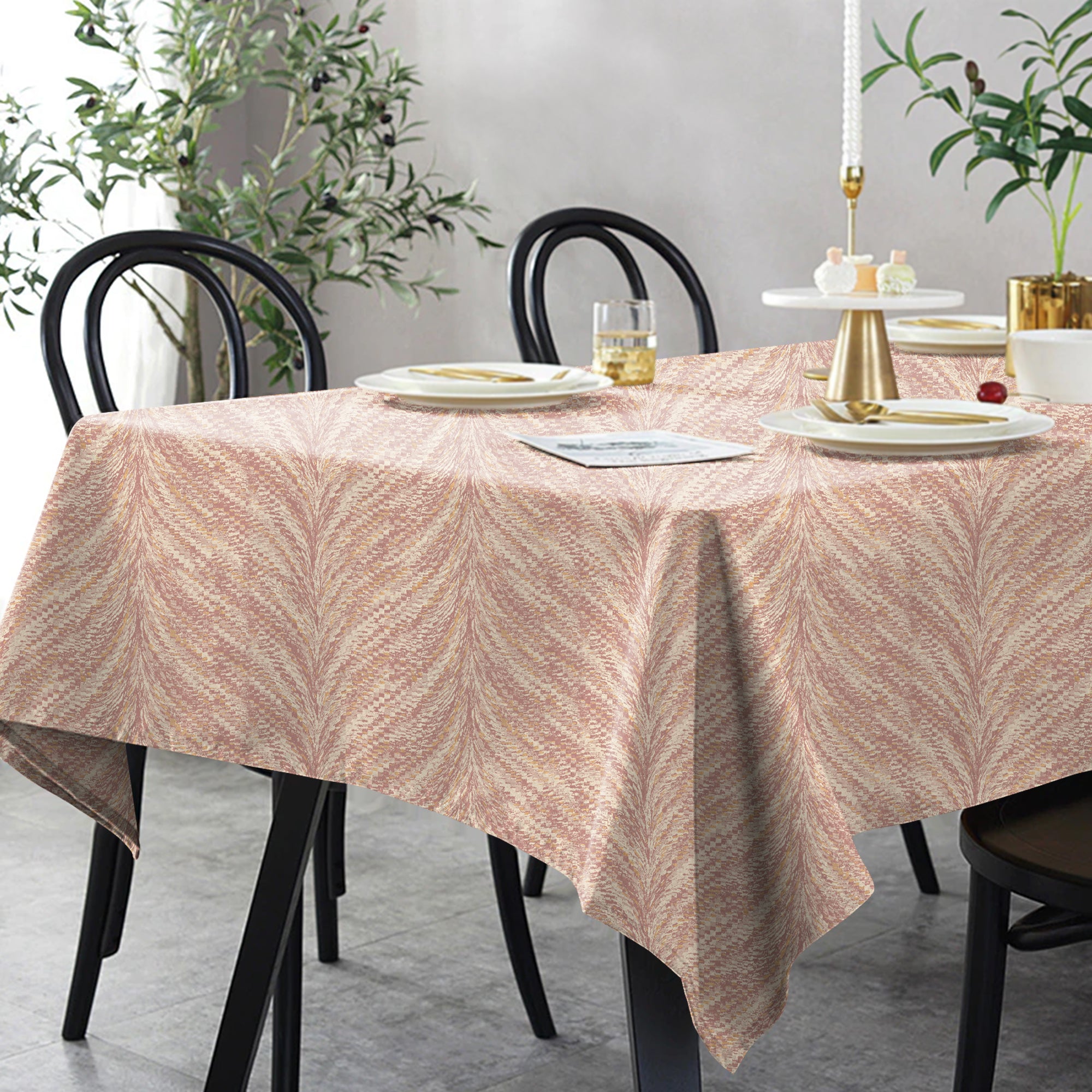 Luxor Rose 6 Seater Table Cloth