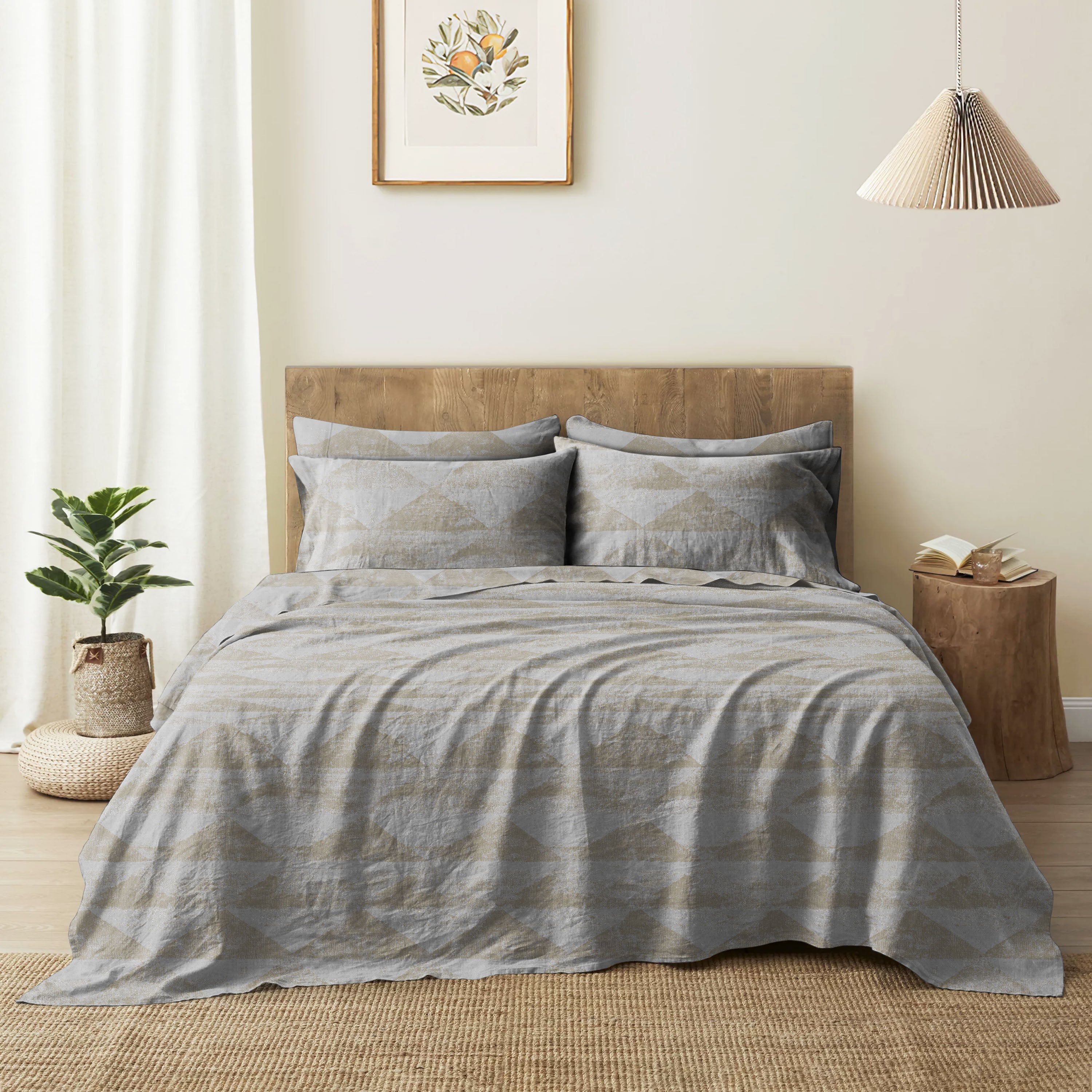 Mystique Silver Bedsheet for Double Bed with 2 PillowCovers King Size (104" X 90")